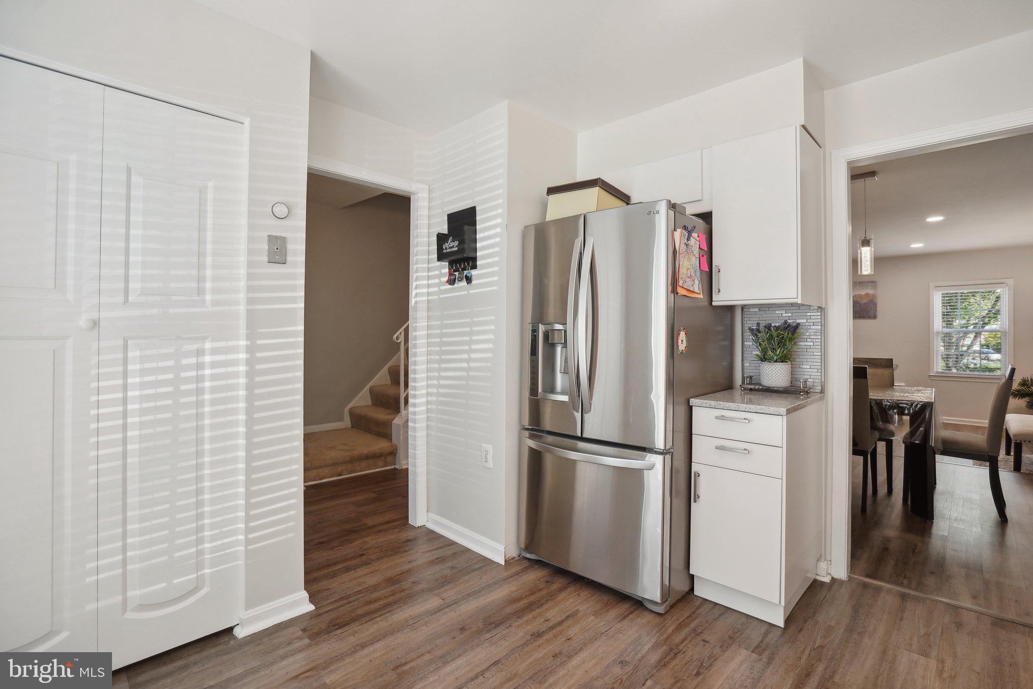 LAKE RIDGE - Residential