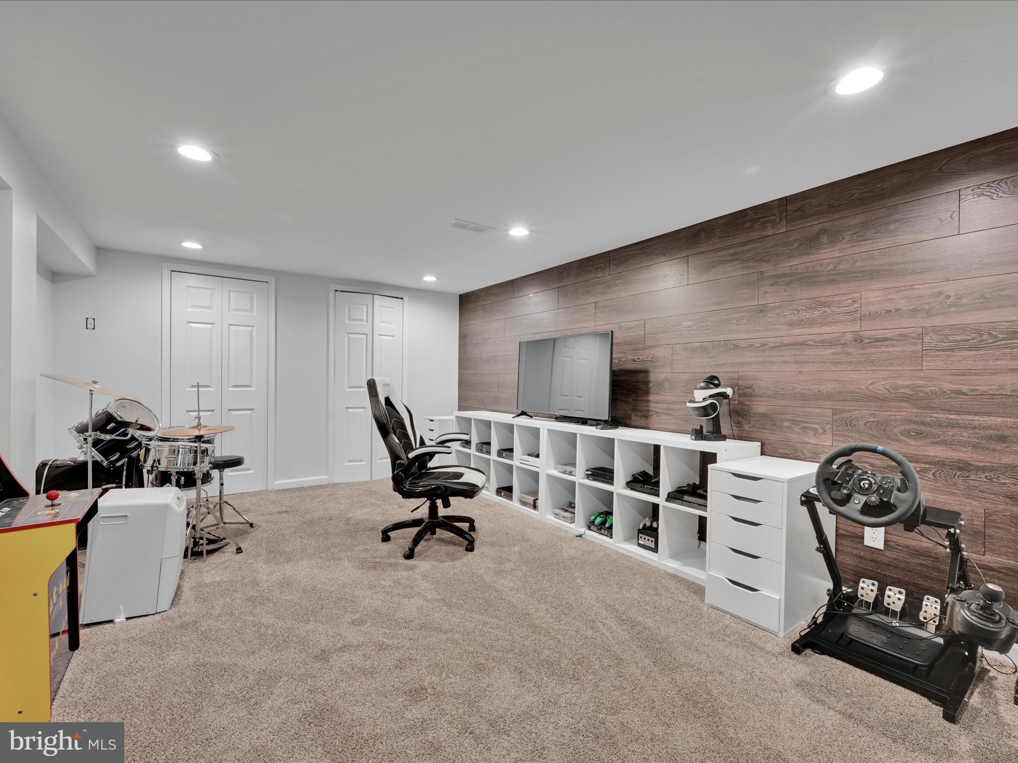 MANHEIM - Residential