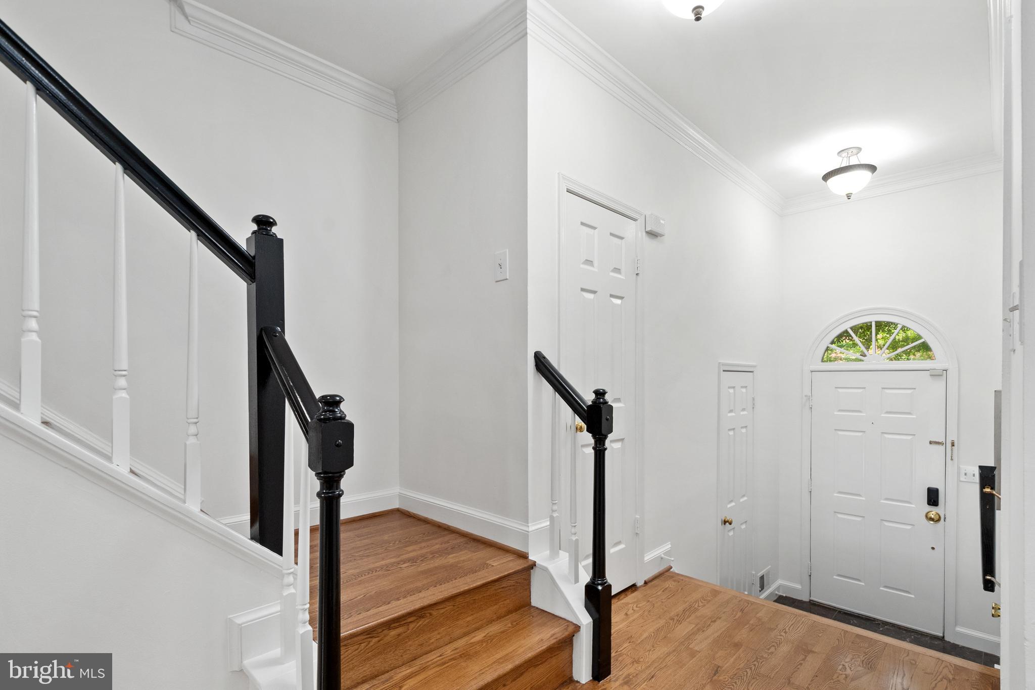 3729 WINFIELD LANE NW