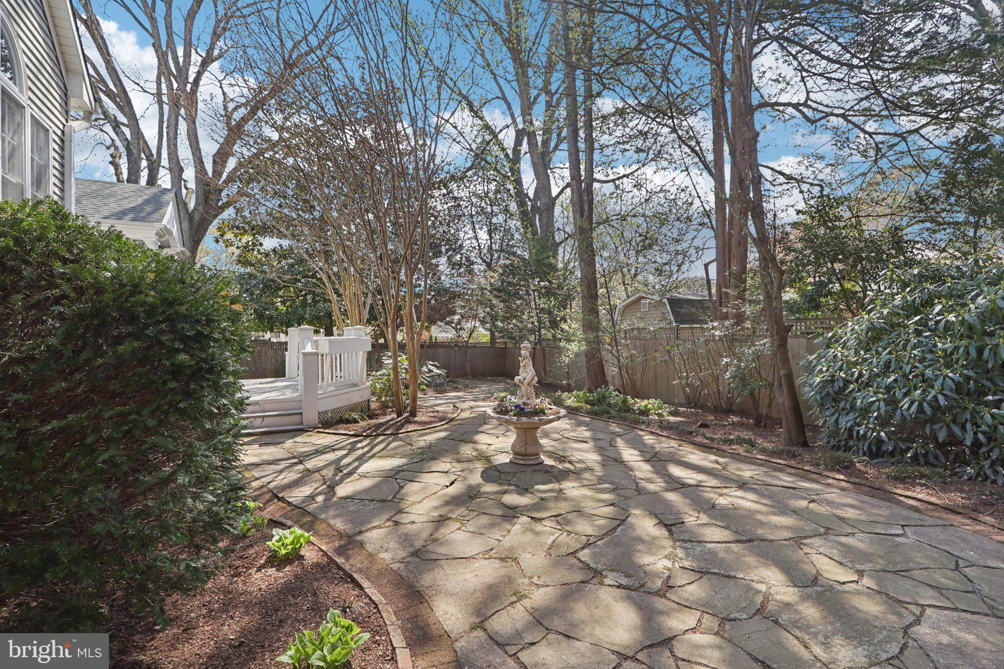 SPRINGFIELD - Residential