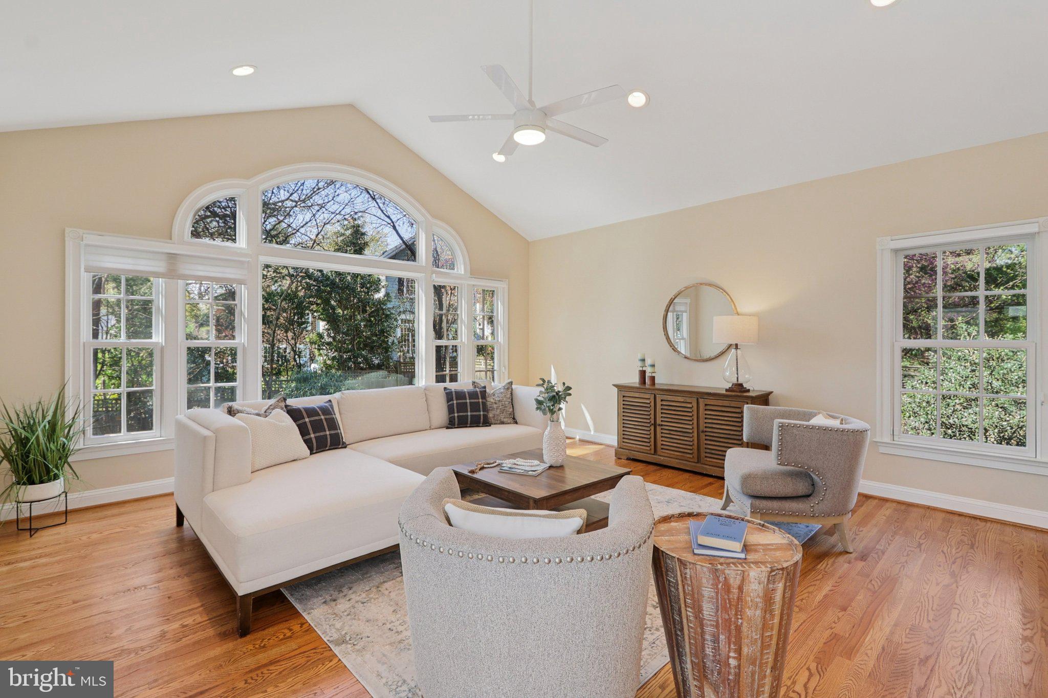 SPRINGFIELD - Residential