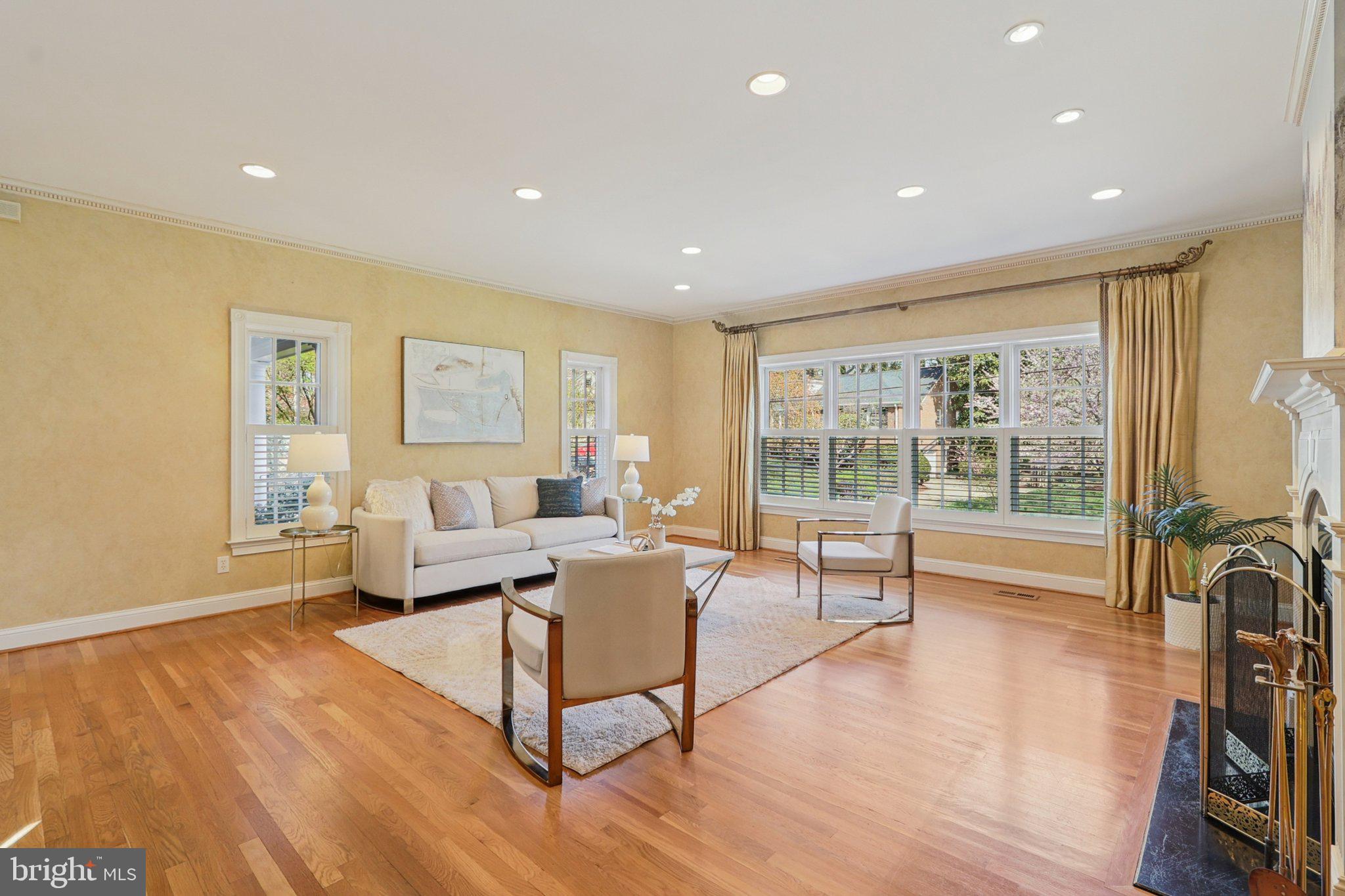 SPRINGFIELD - Residential