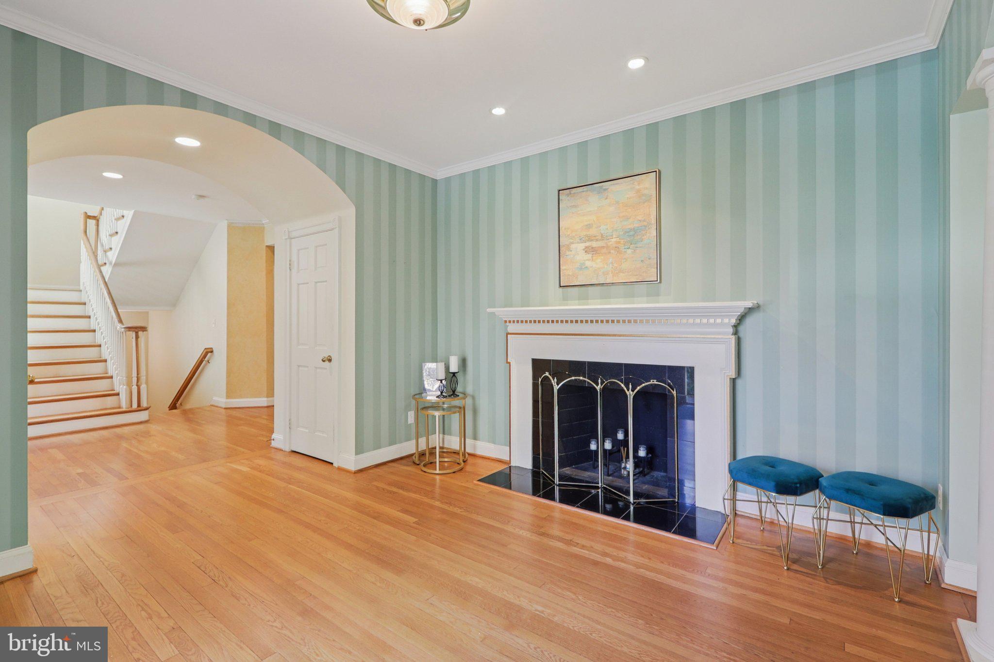 SPRINGFIELD - Residential