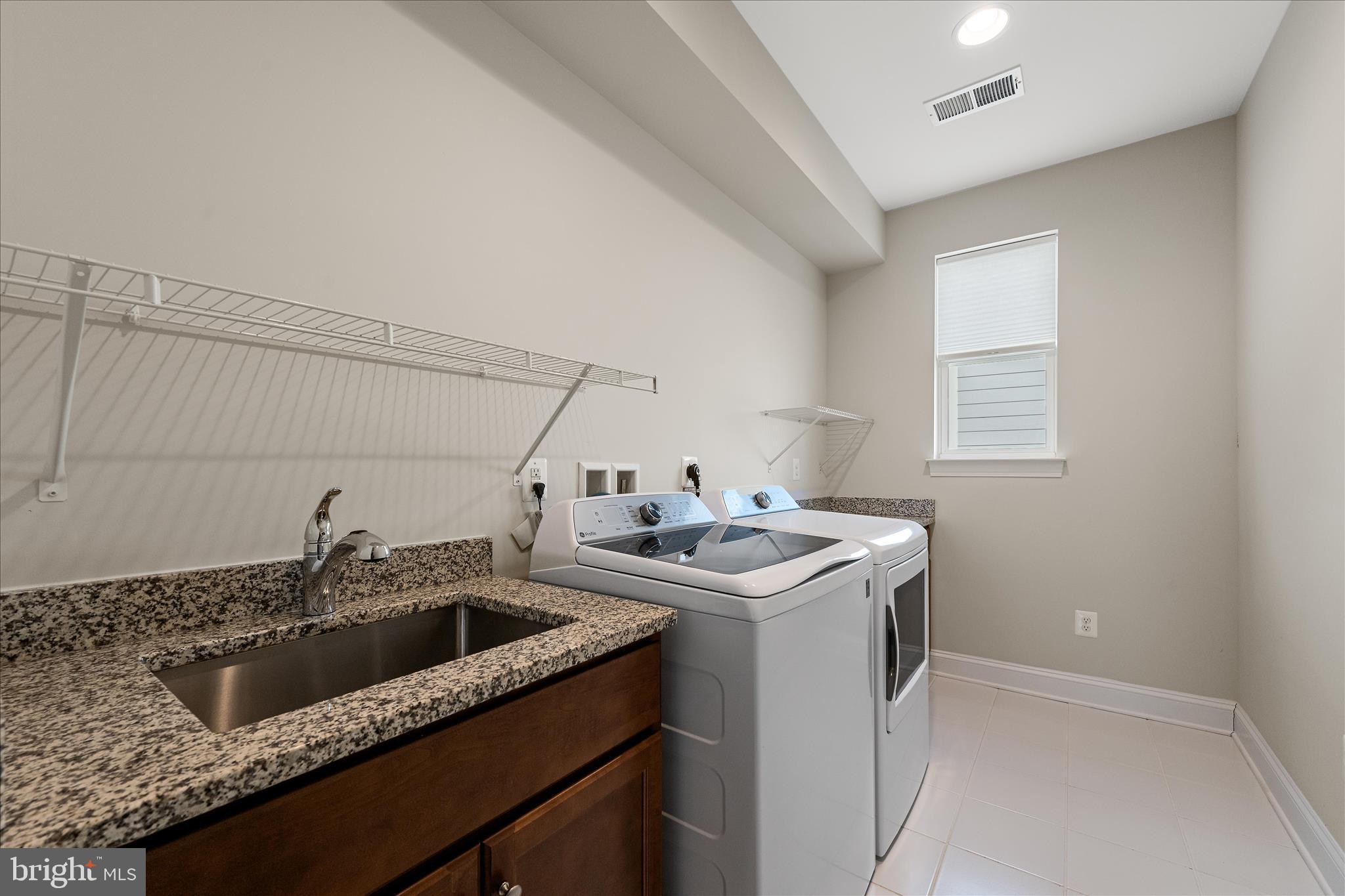 LAKE FREDERICK - Residential