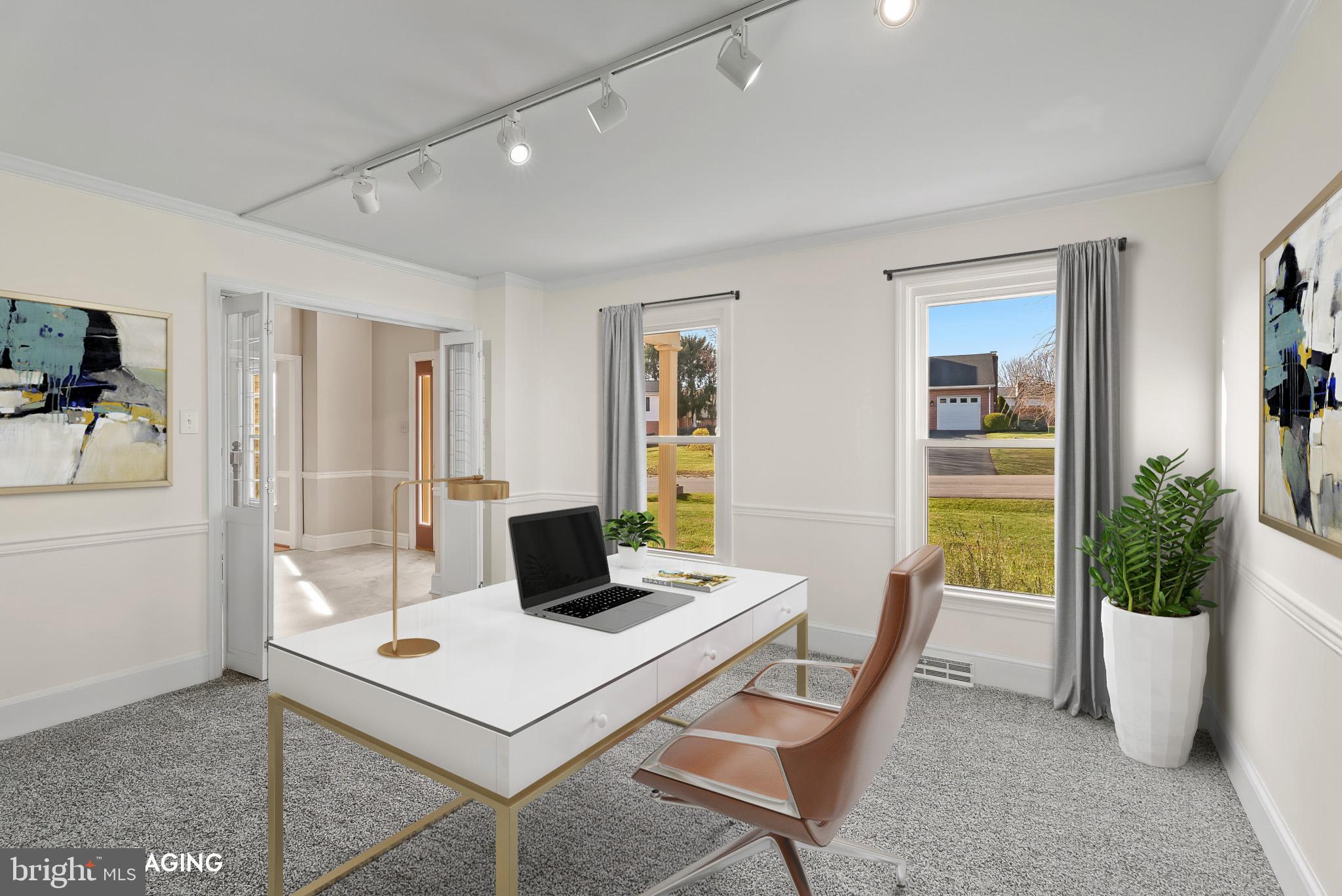 POTOMAC MANOR - Residential