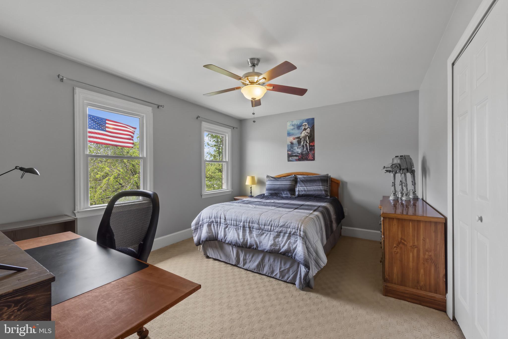 POTOMAC MANOR - Residential