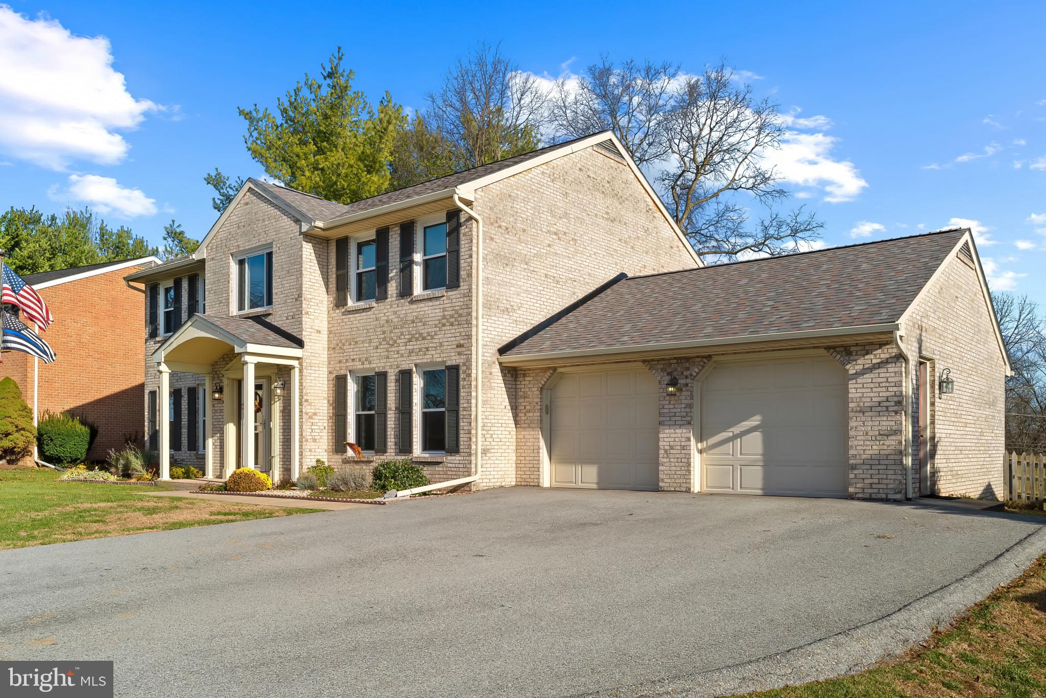 POTOMAC MANOR - Residential