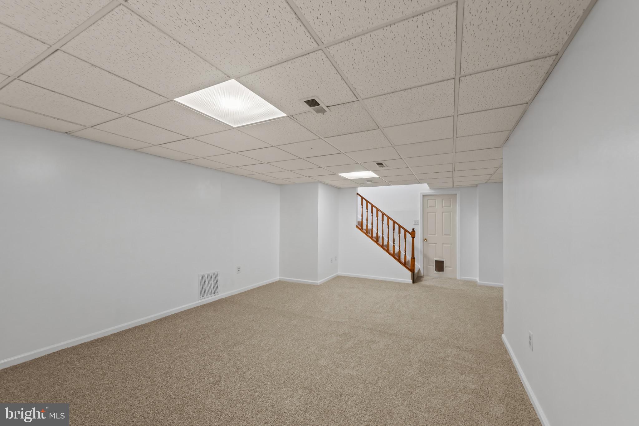 POTOMAC MANOR - Residential