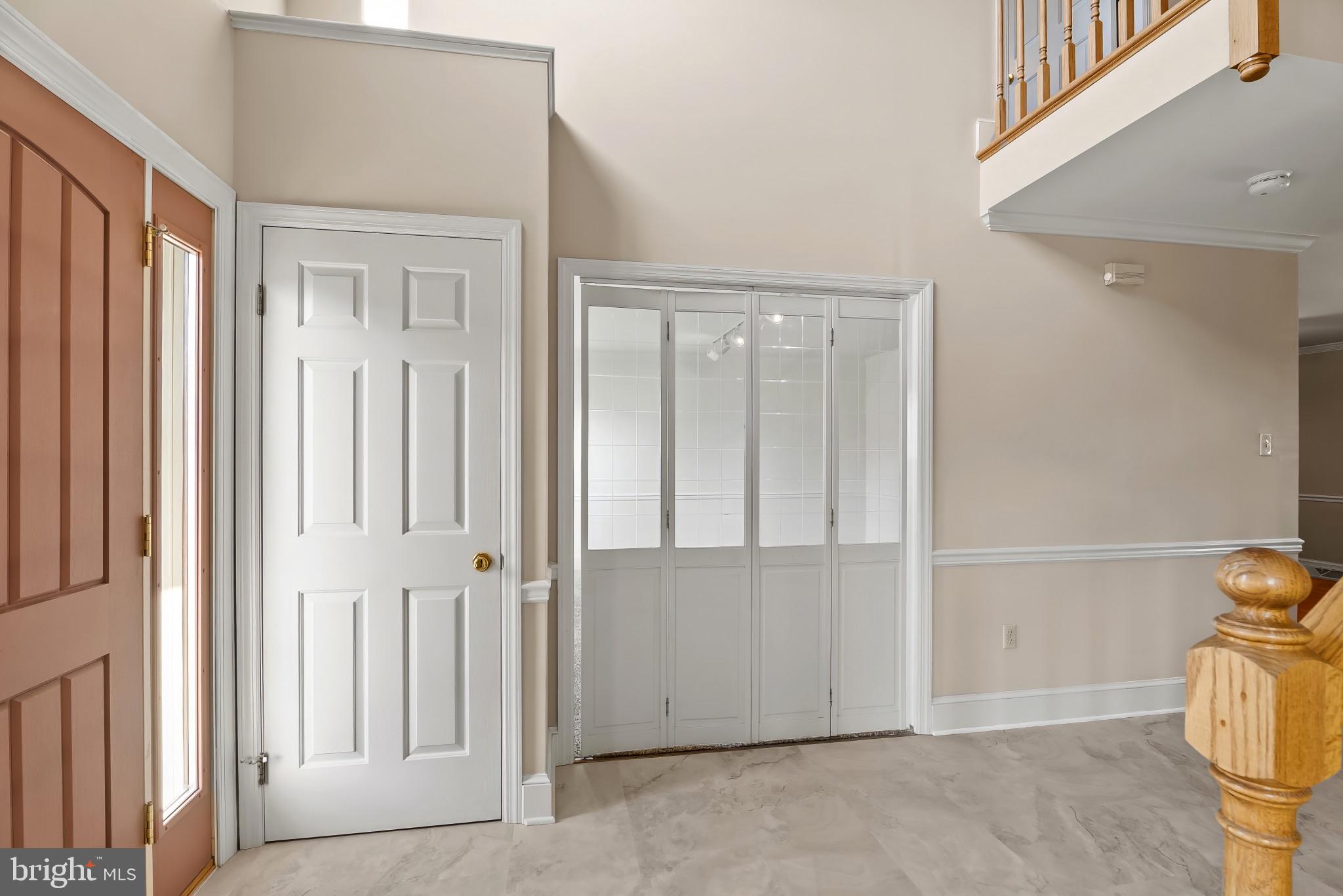 POTOMAC MANOR - Residential