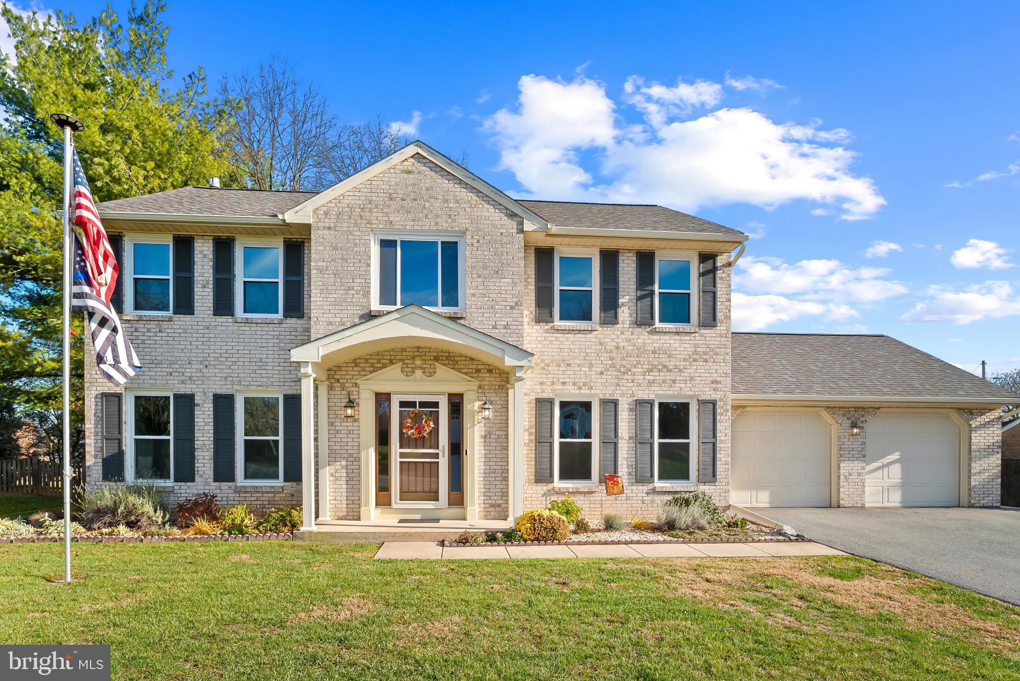 POTOMAC MANOR - Residential