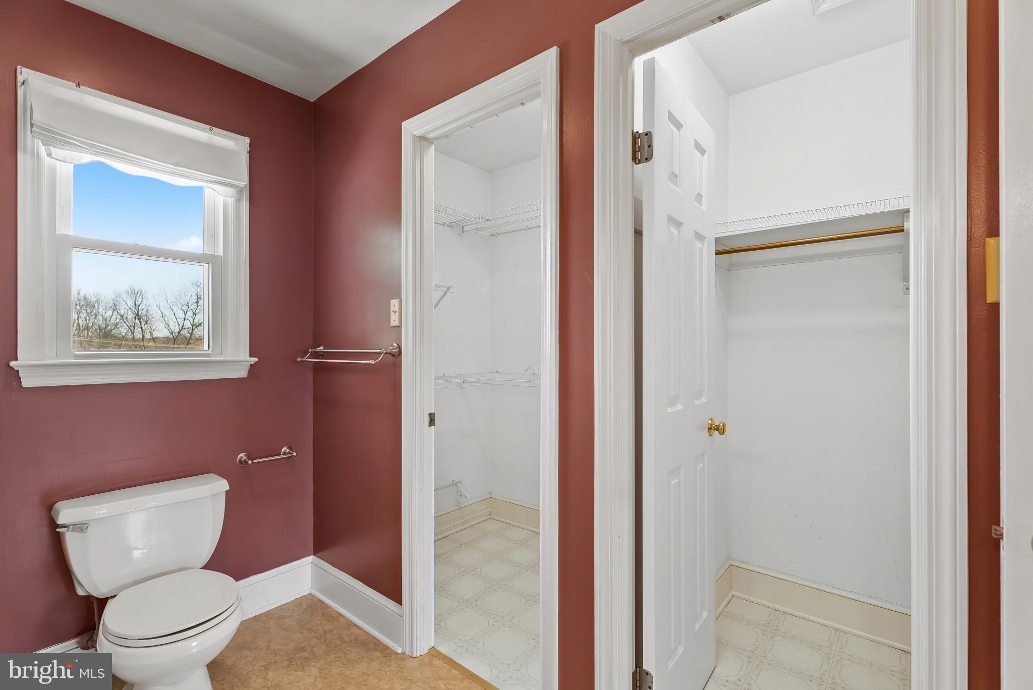 POTOMAC MANOR - Residential