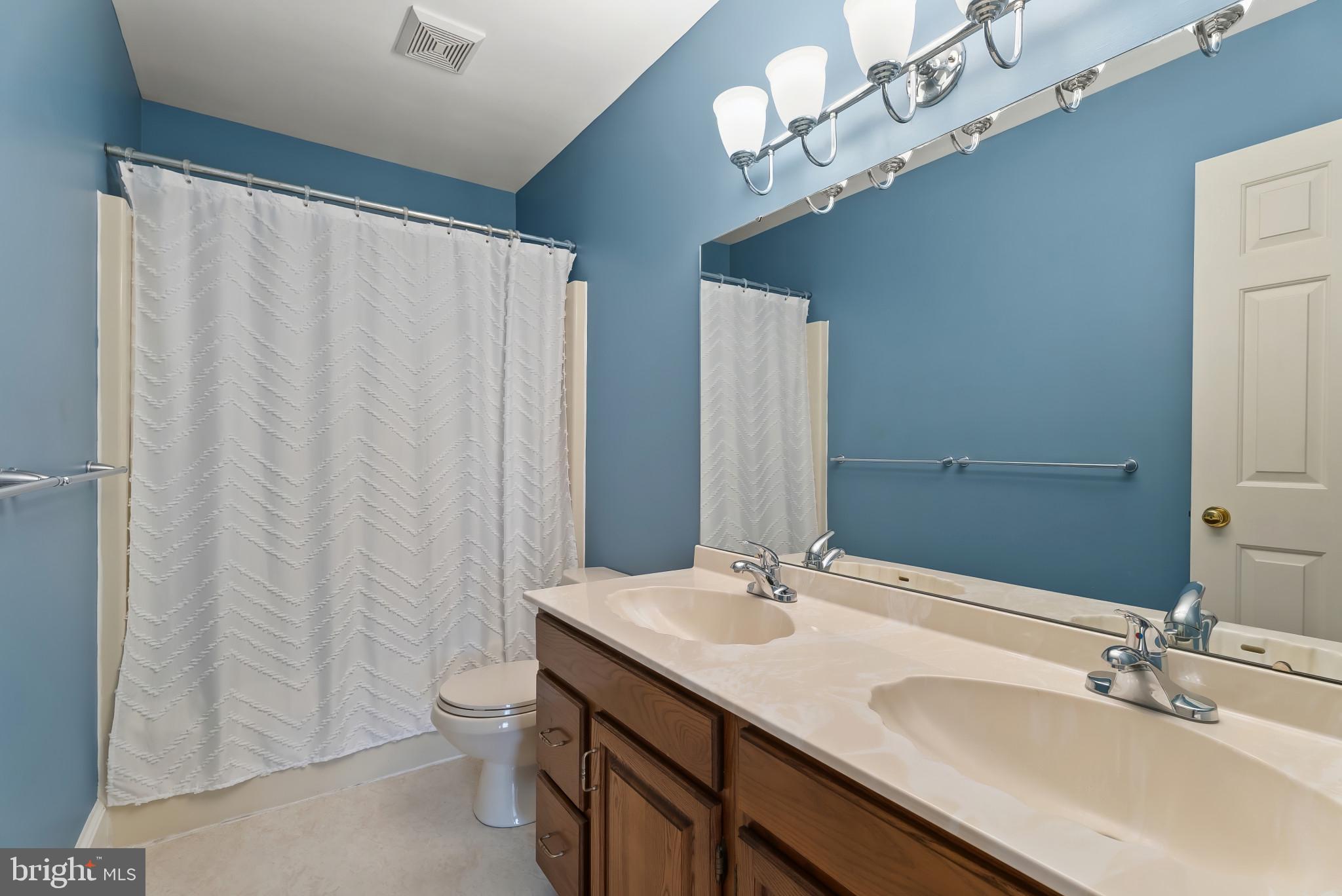 POTOMAC MANOR - Residential