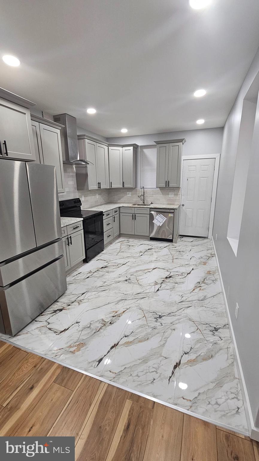 OVERBROOK PARK - Residential