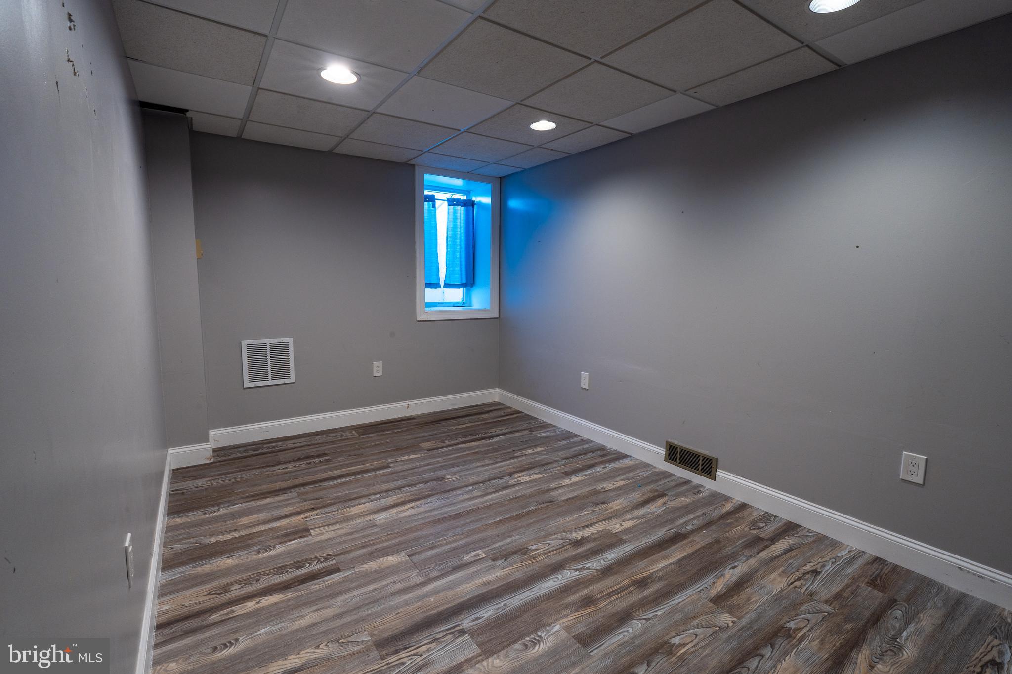 BUCKFIELD - Residential