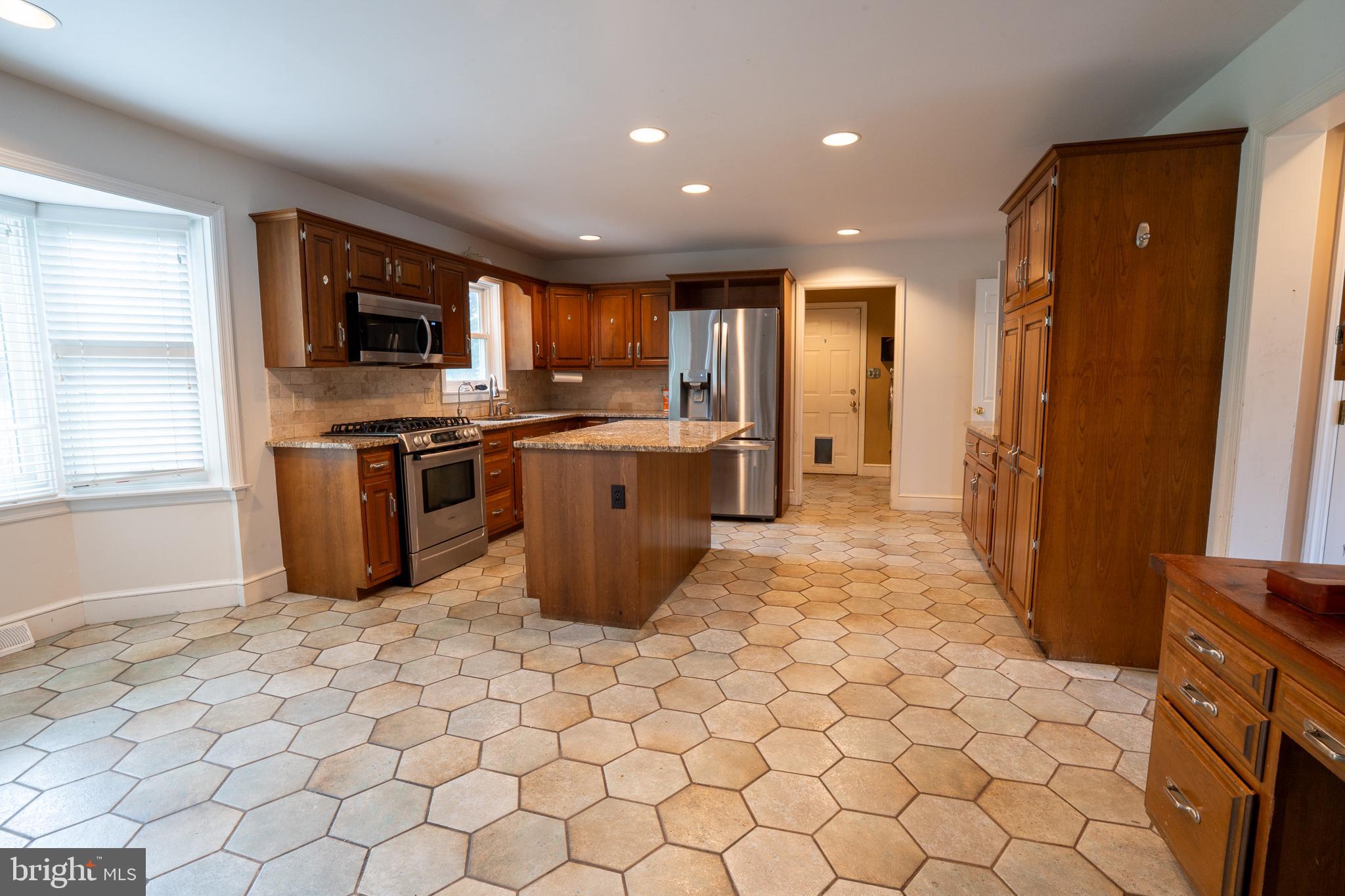 BUCKFIELD - Residential