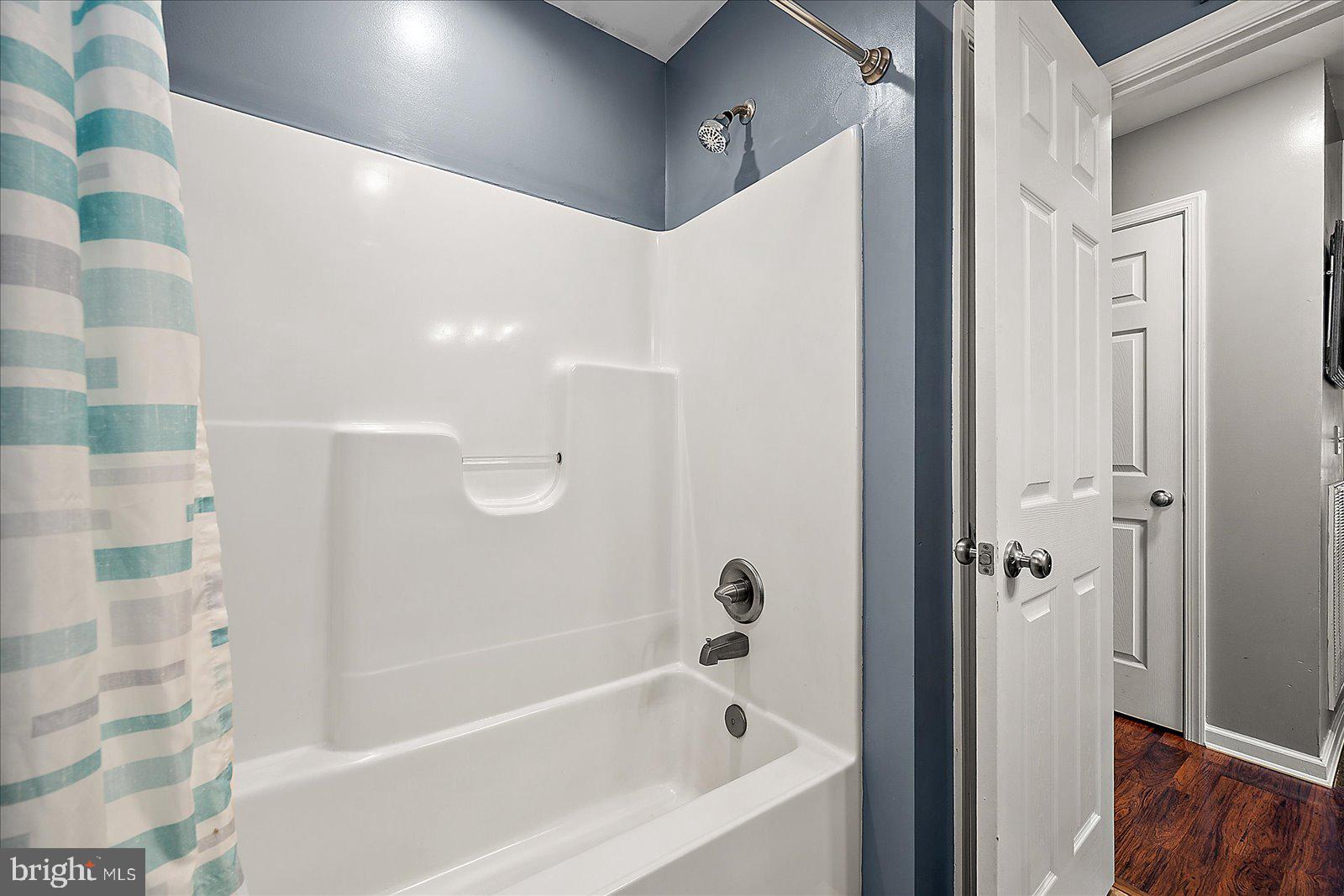 WOODLAND MANOR - Residential