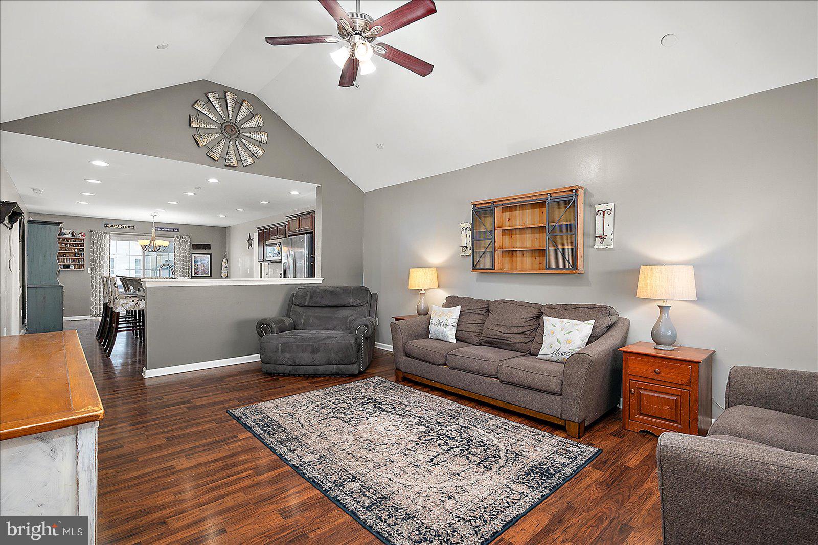 WOODLAND MANOR - Residential