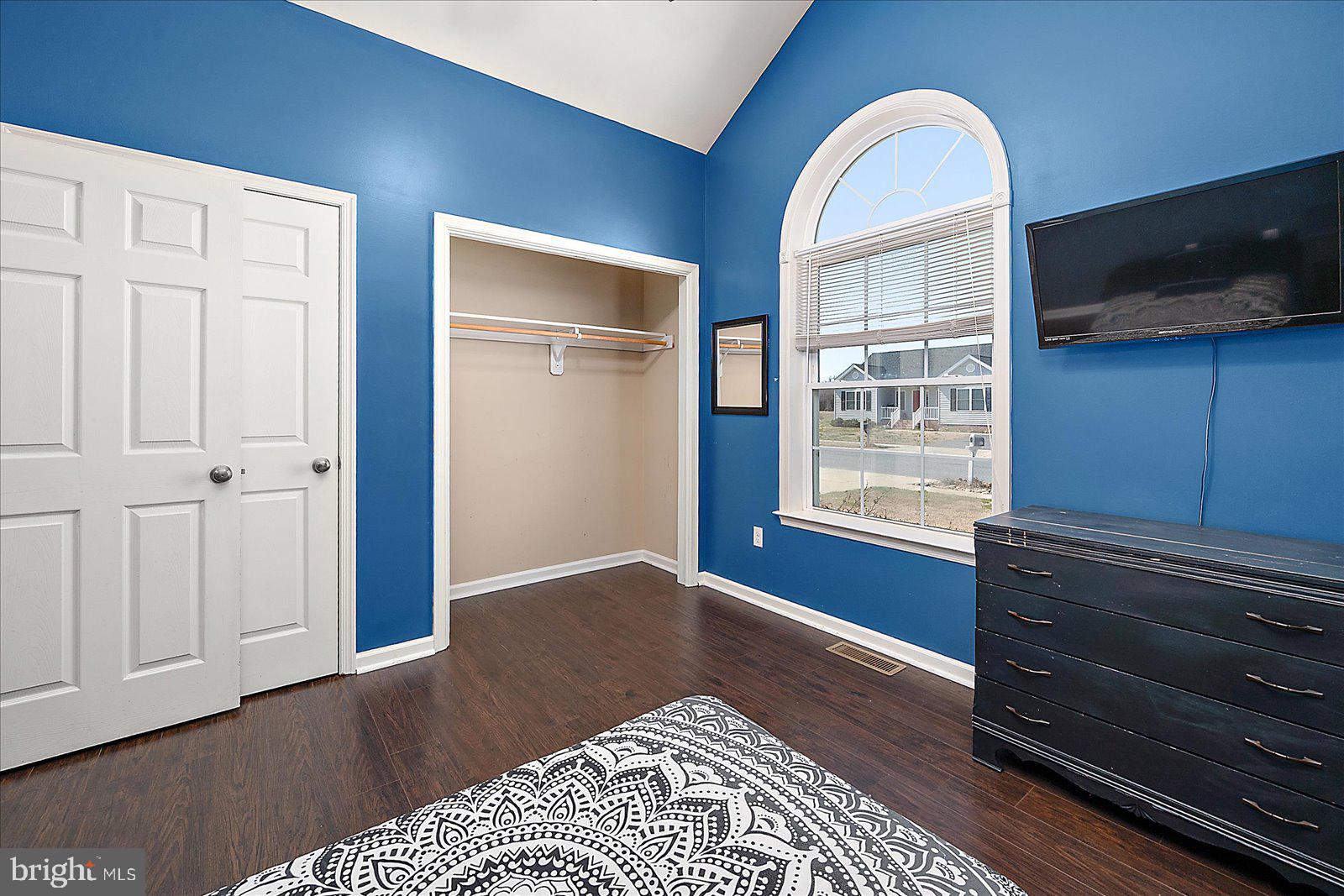 WOODLAND MANOR - Residential