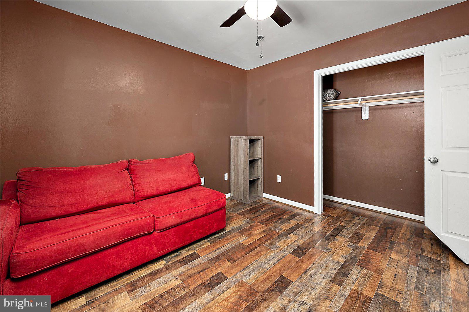 WOODLAND MANOR - Residential