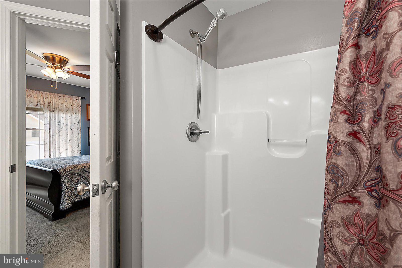 WOODLAND MANOR - Residential