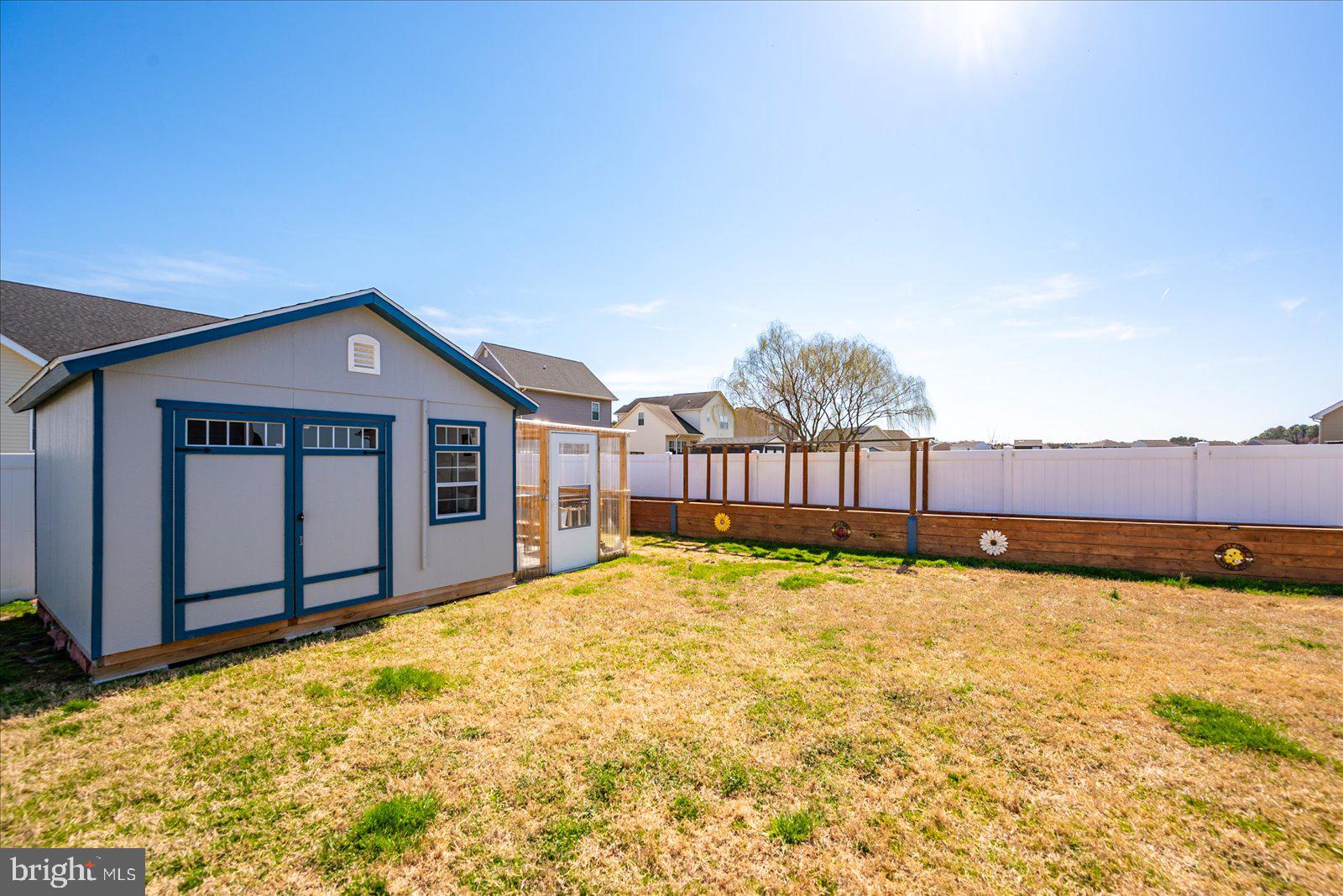 WOODLAND MANOR - Residential