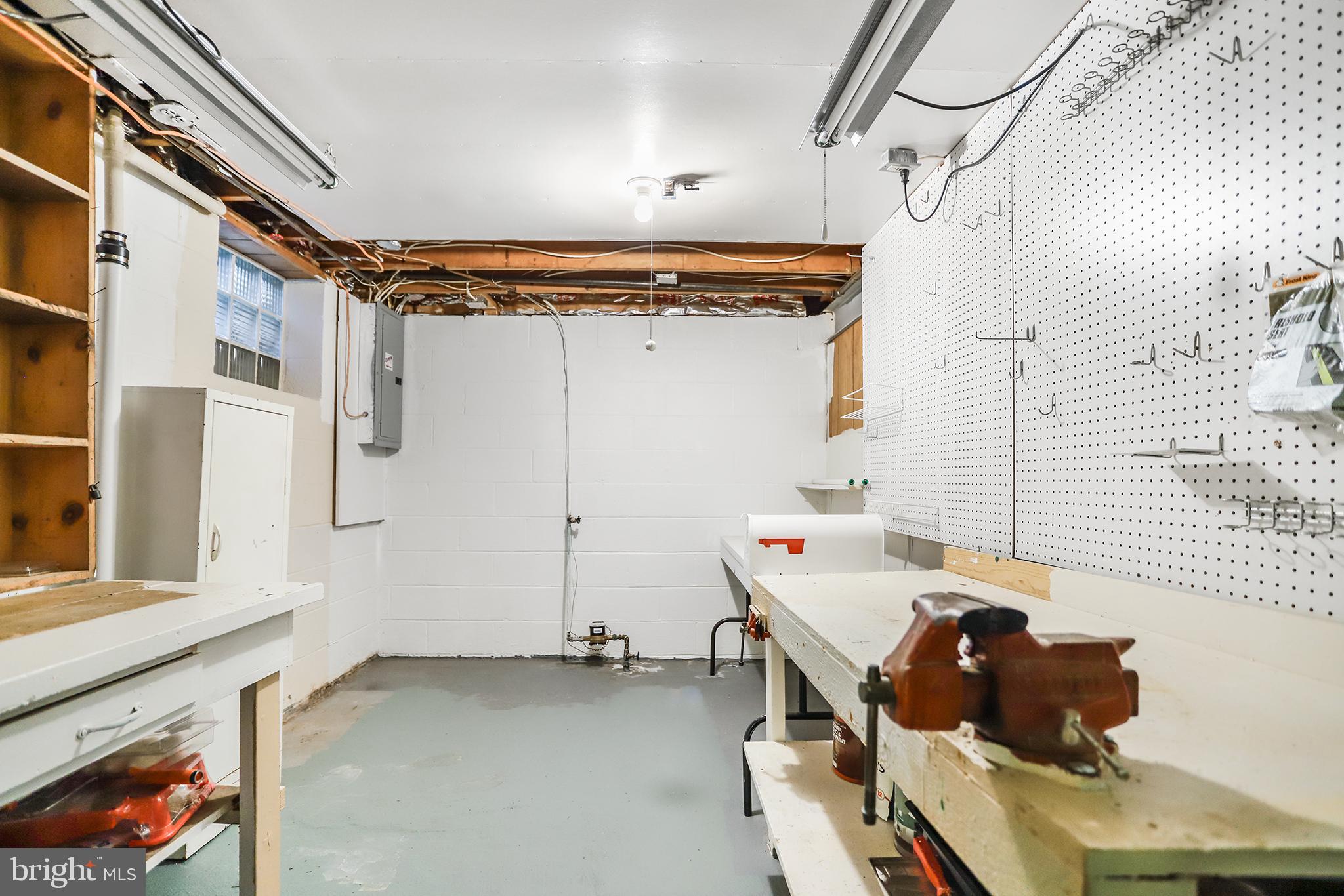 CRUM CREEK VALLEY - Residential