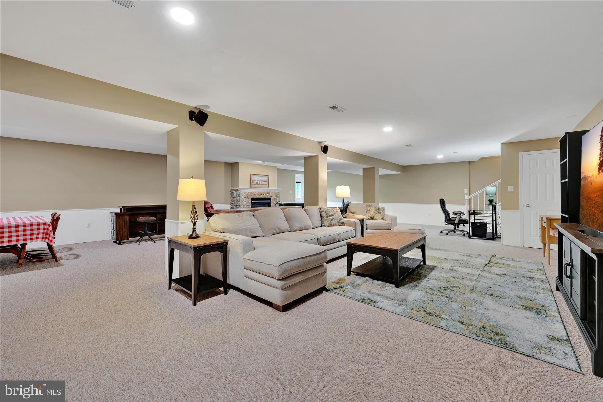 MISTY MEADOWS - Residential