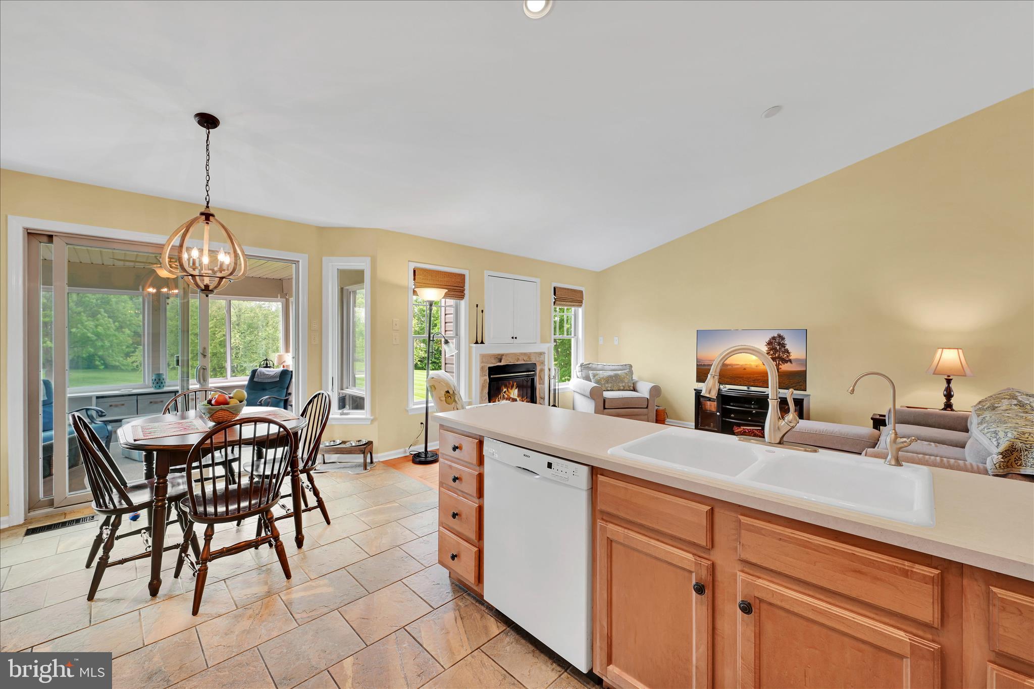 MISTY MEADOWS - Residential