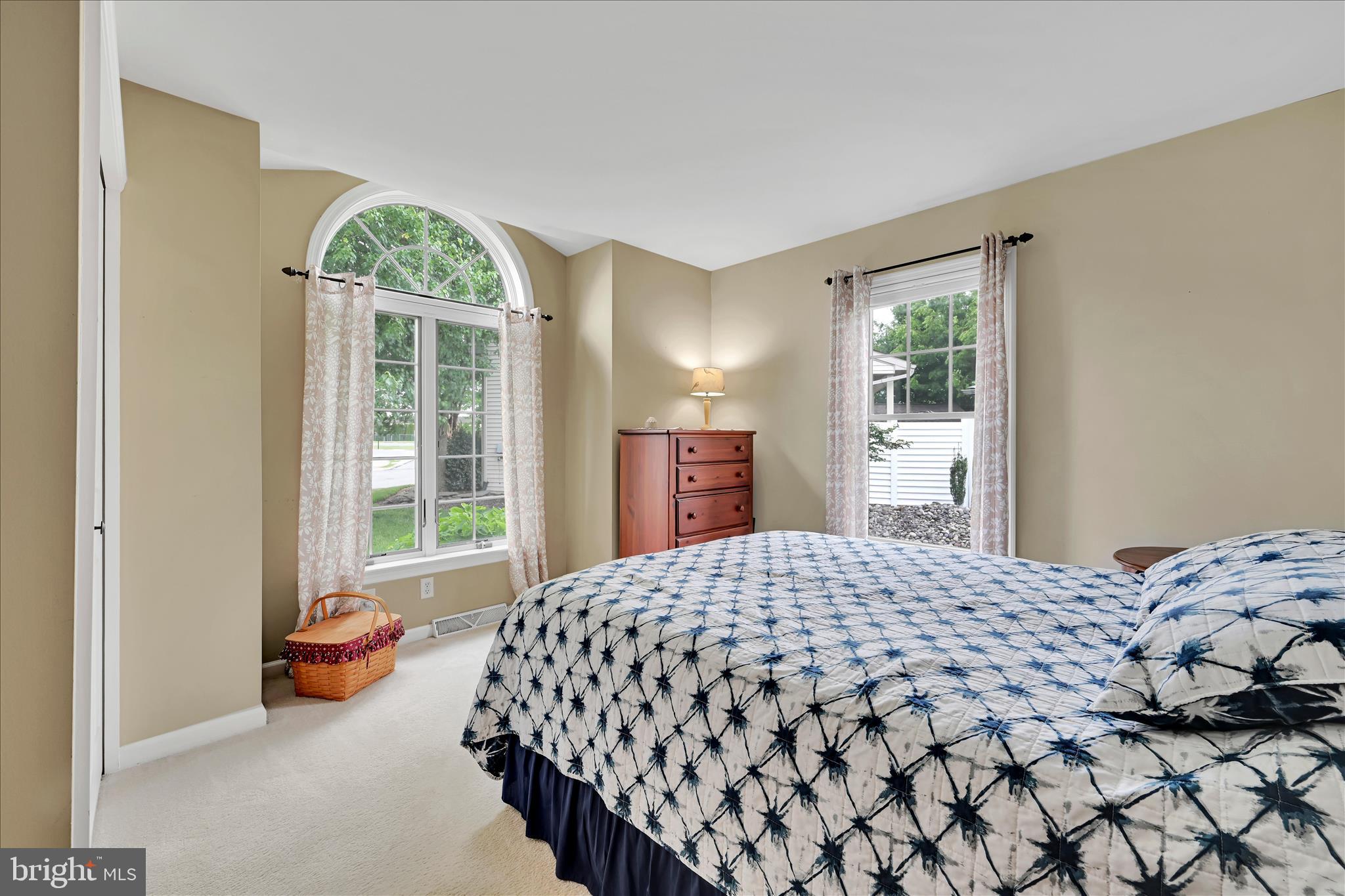 MISTY MEADOWS - Residential