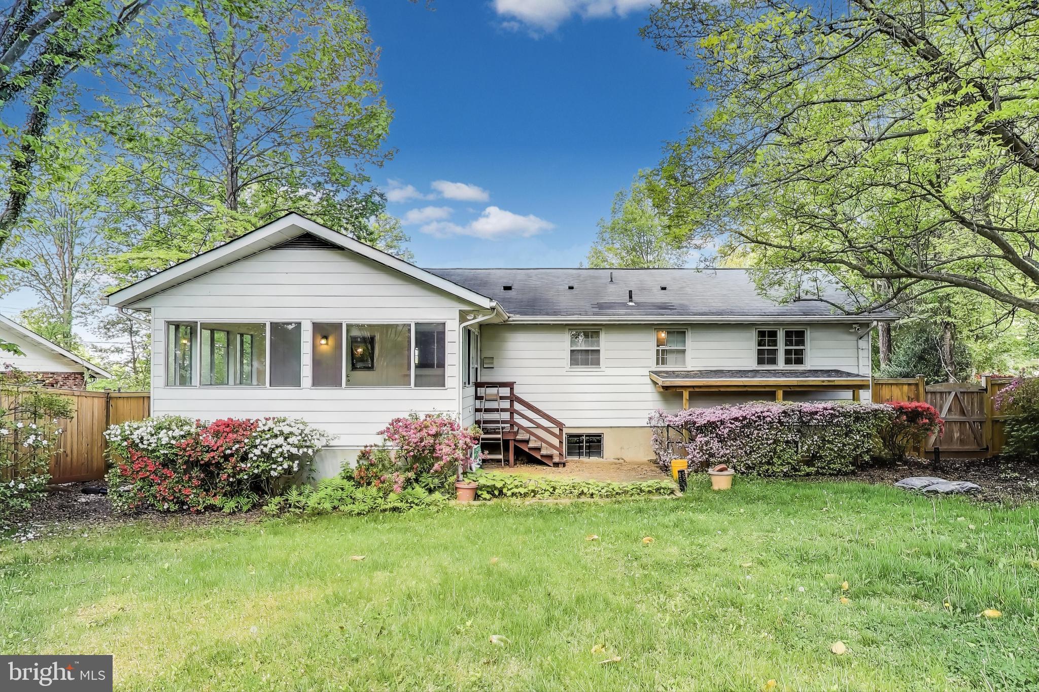 BEL PRE WOODS - Residential Lease