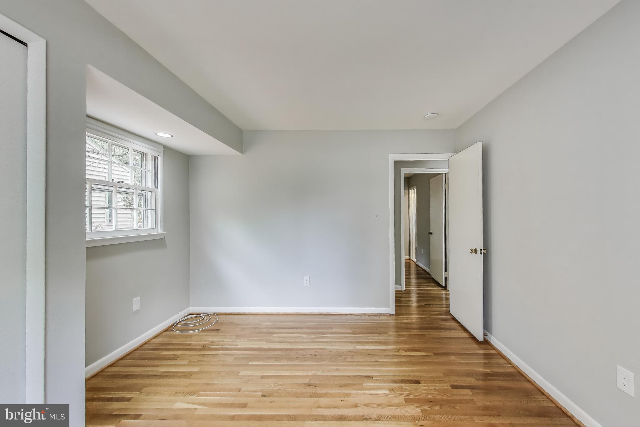 BEL PRE WOODS - Residential Lease