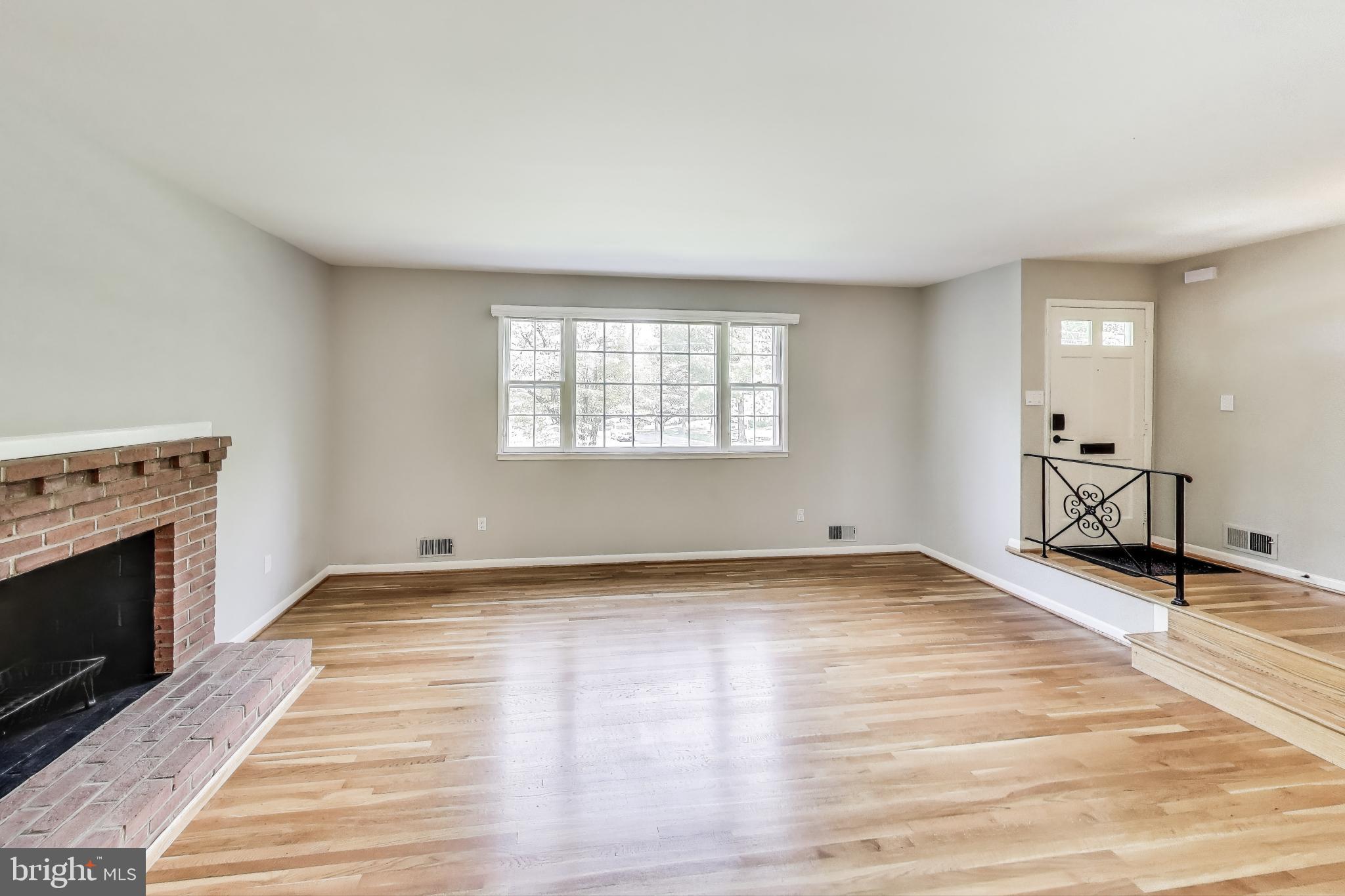 BEL PRE WOODS - Residential Lease