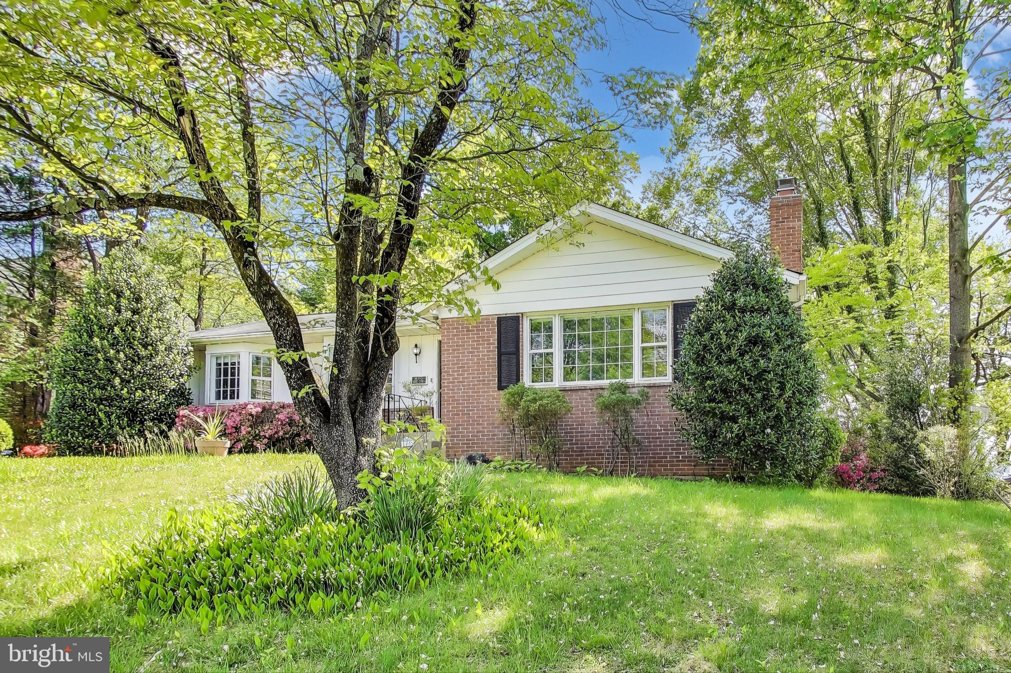 BEL PRE WOODS - Residential Lease