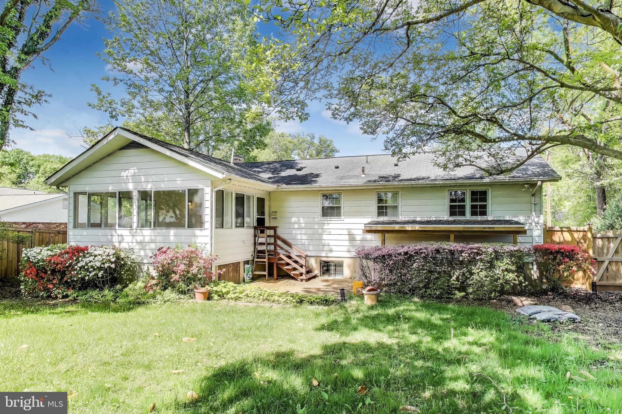 BEL PRE WOODS - Residential Lease