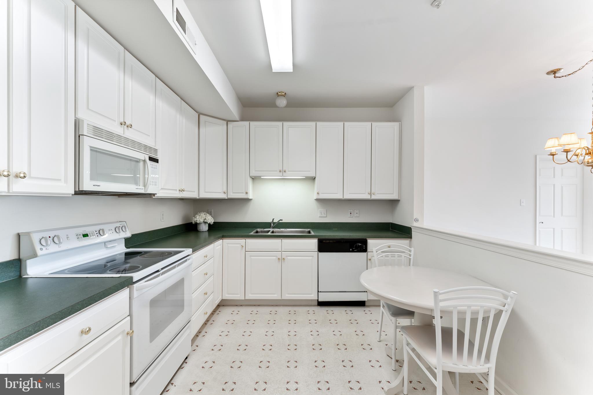 GOLFVIEW - Residential