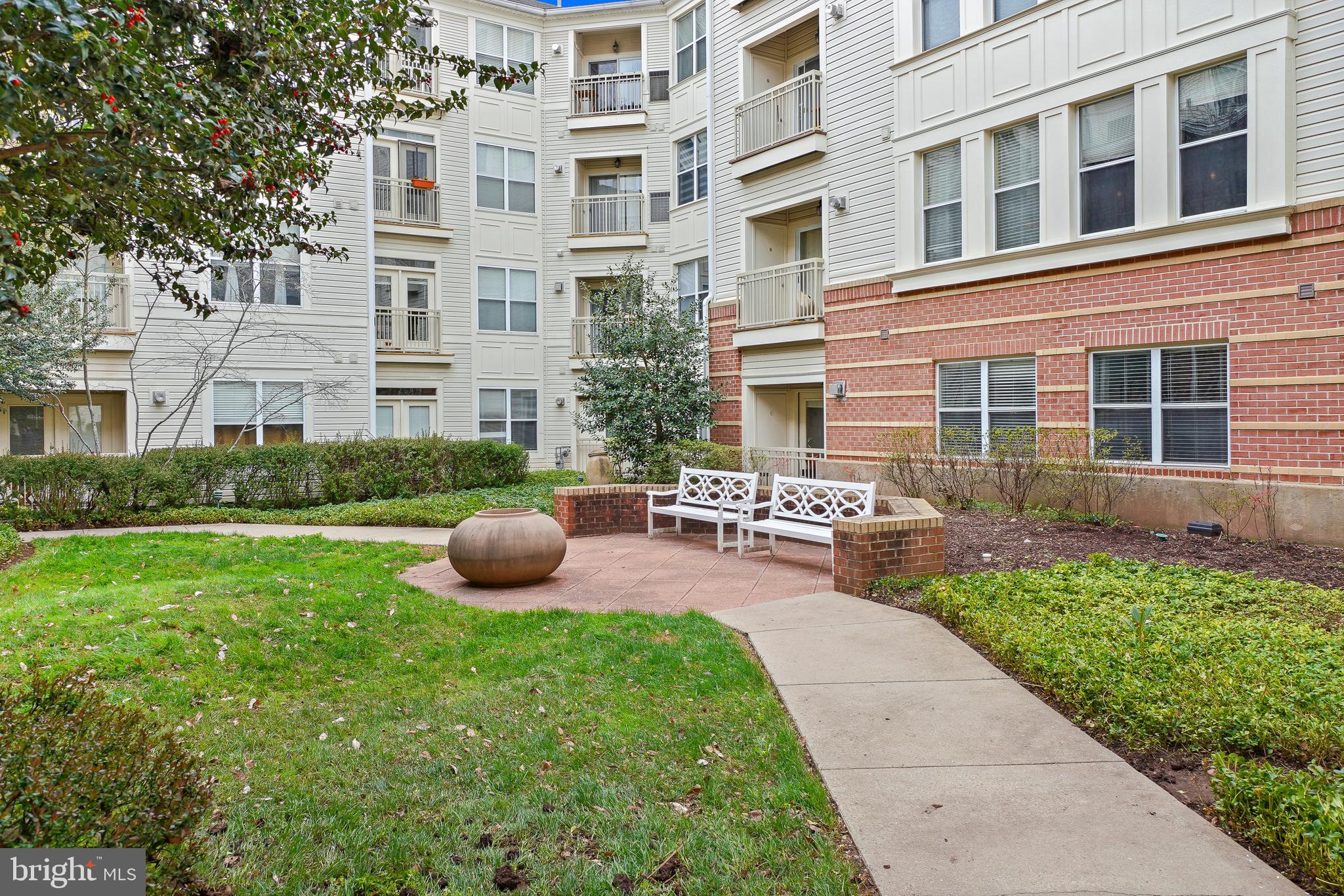 2791 CENTERBORO DRIVE 186