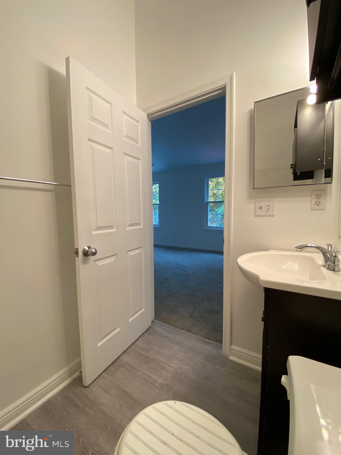 BRISTOL FOREST - Residential