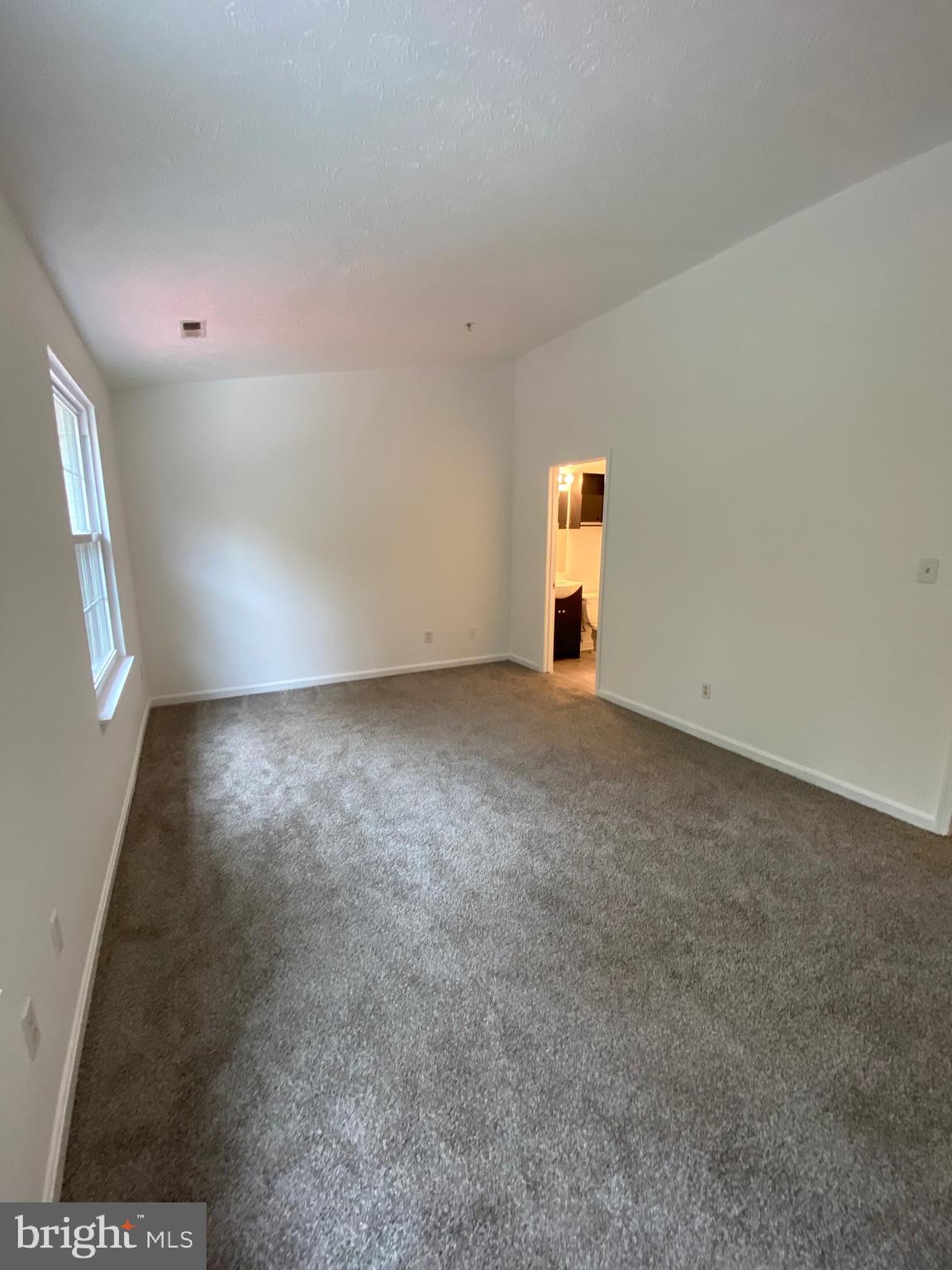 BRISTOL FOREST - Residential