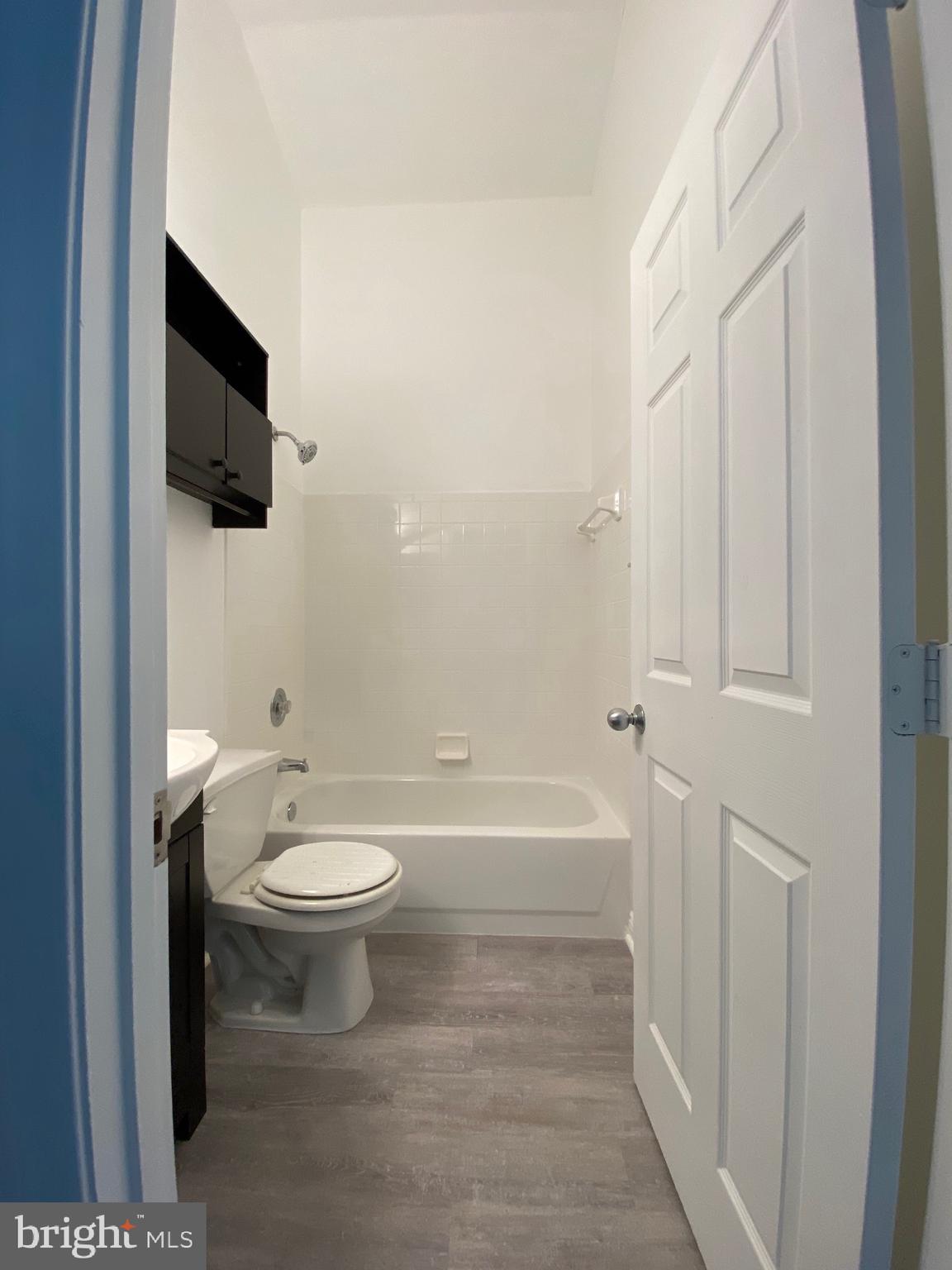 BRISTOL FOREST - Residential