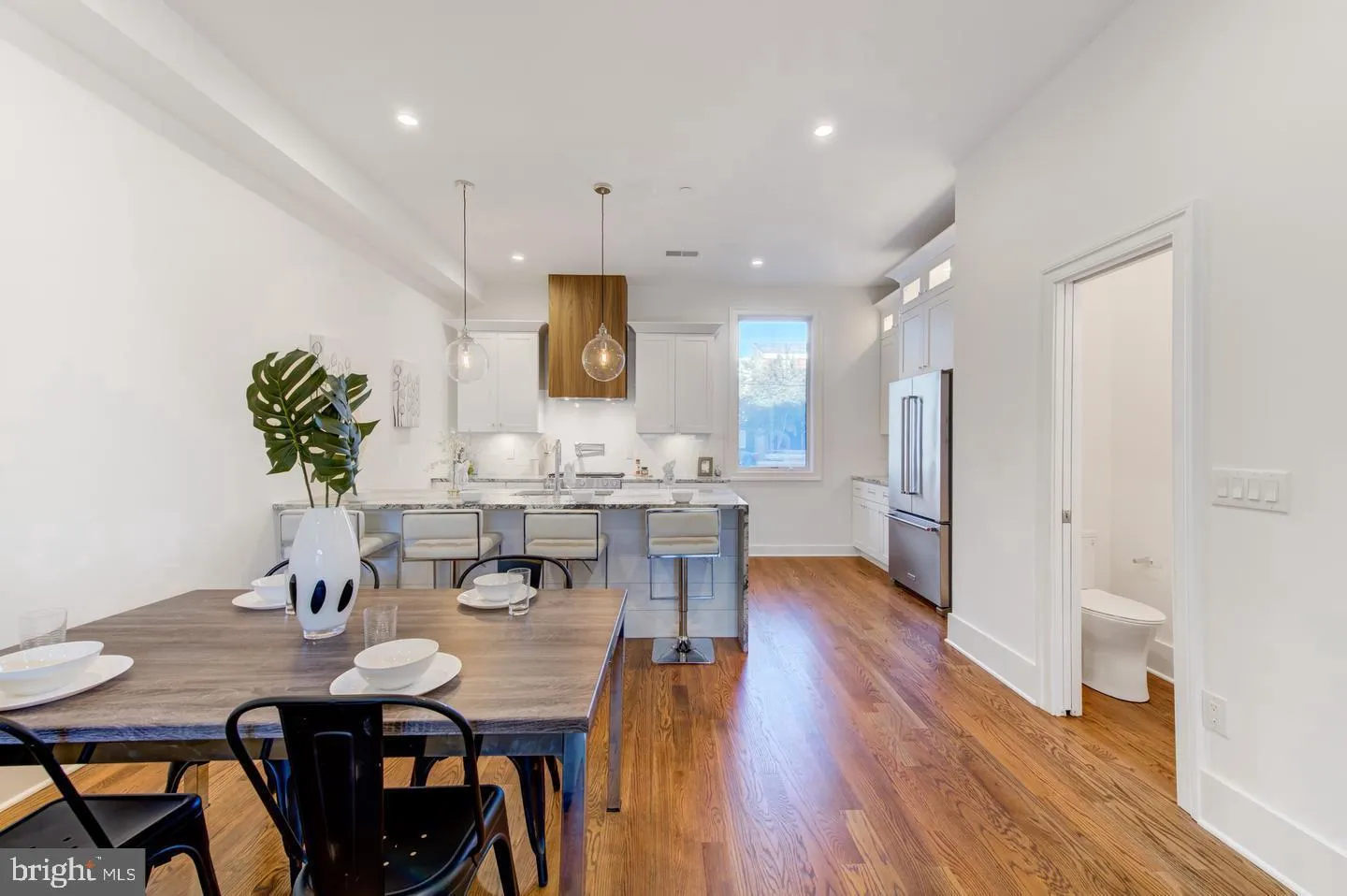 Philadelphia, Pennsylvania 19125, United States, 3 Bedrooms Bedrooms, ,3 BathroomsBathrooms,Residential,Active,184160