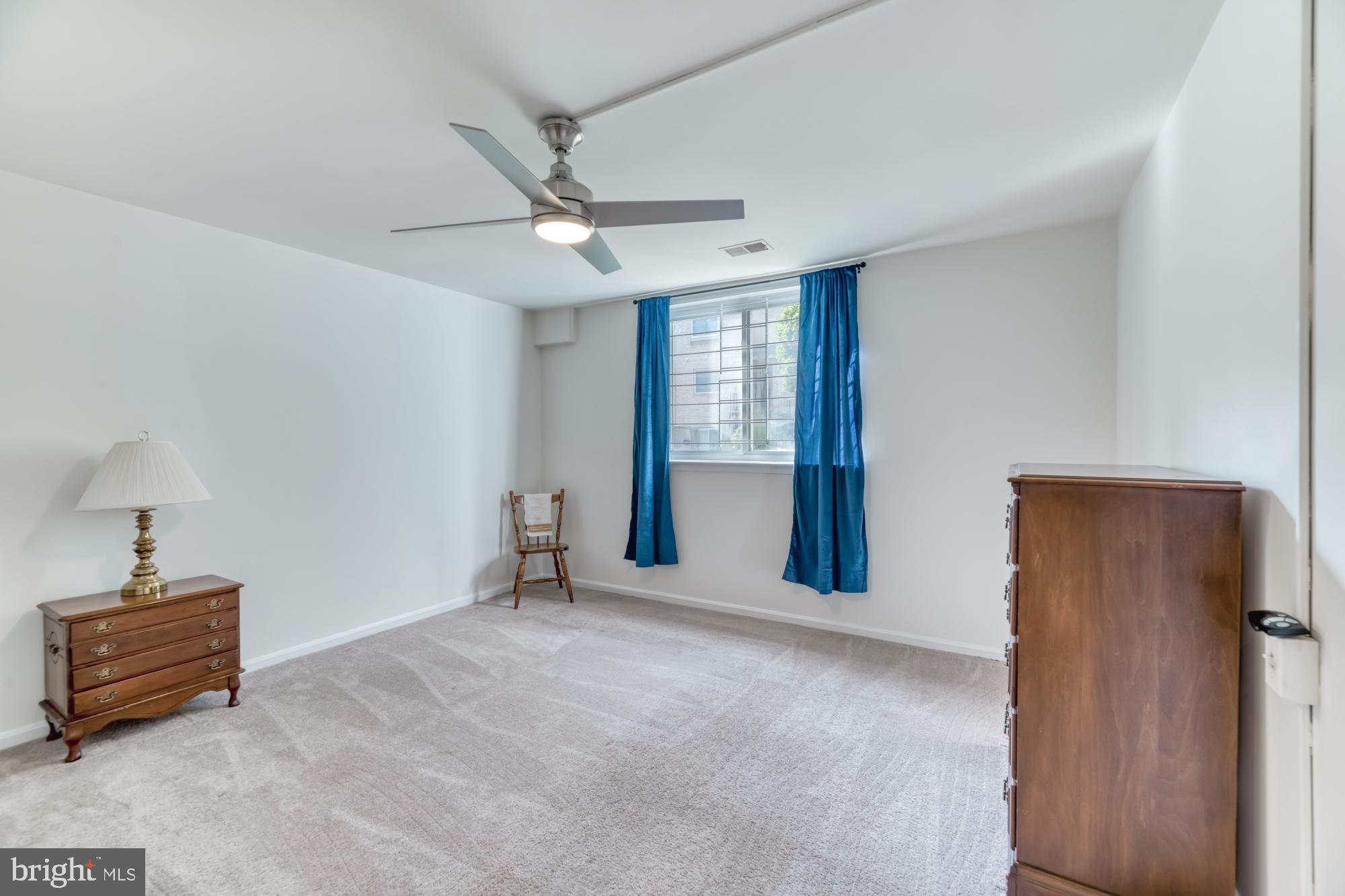 TERRACE TOWNHOUSES OF ANNANDALE - Residential