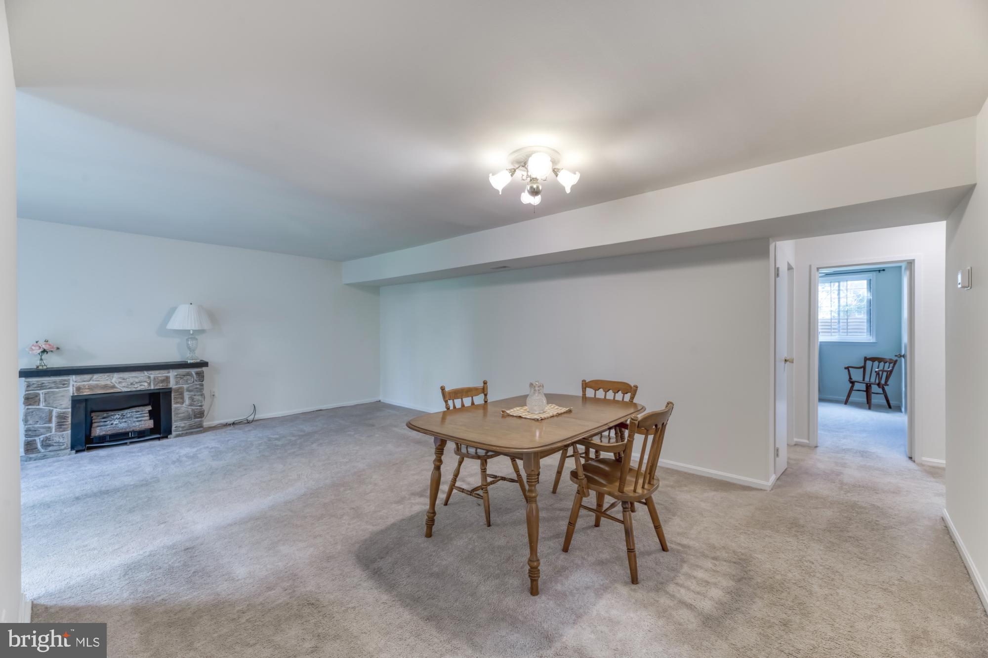 TERRACE TOWNHOUSES OF ANNANDALE - Residential