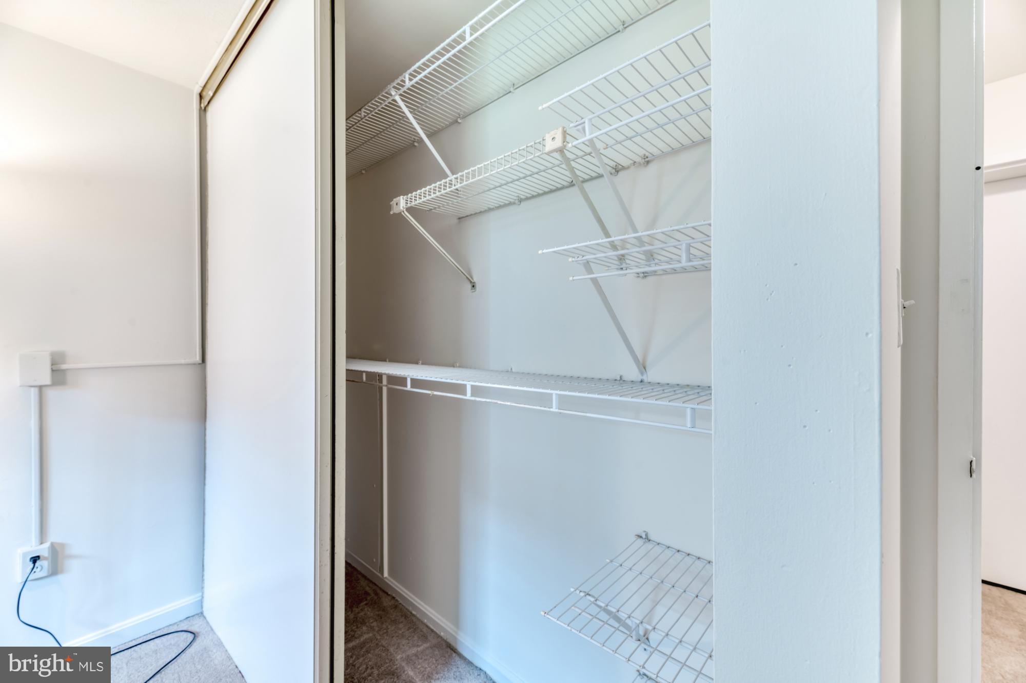 TERRACE TOWNHOUSES OF ANNANDALE - Residential