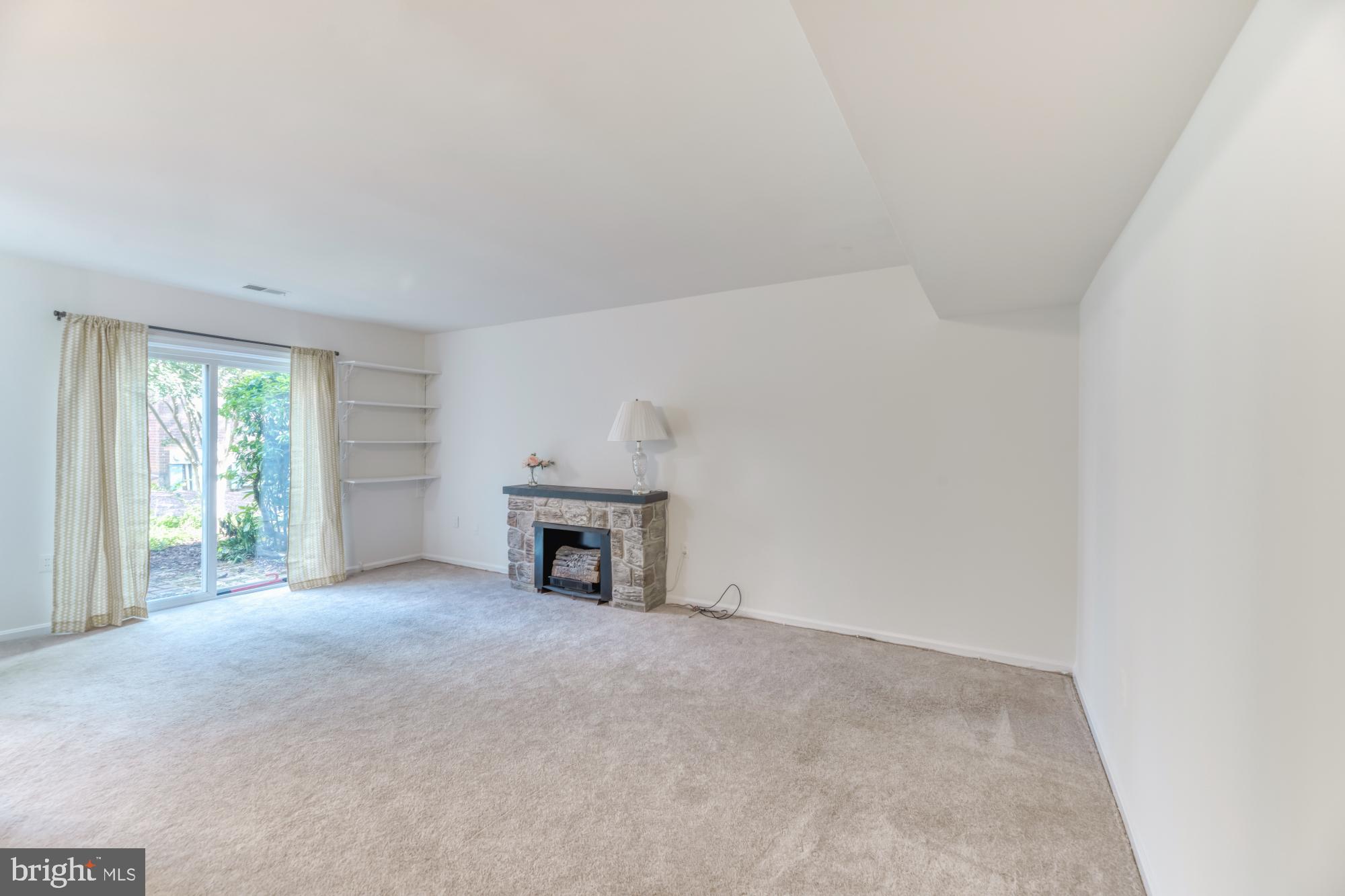 TERRACE TOWNHOUSES OF ANNANDALE - Residential