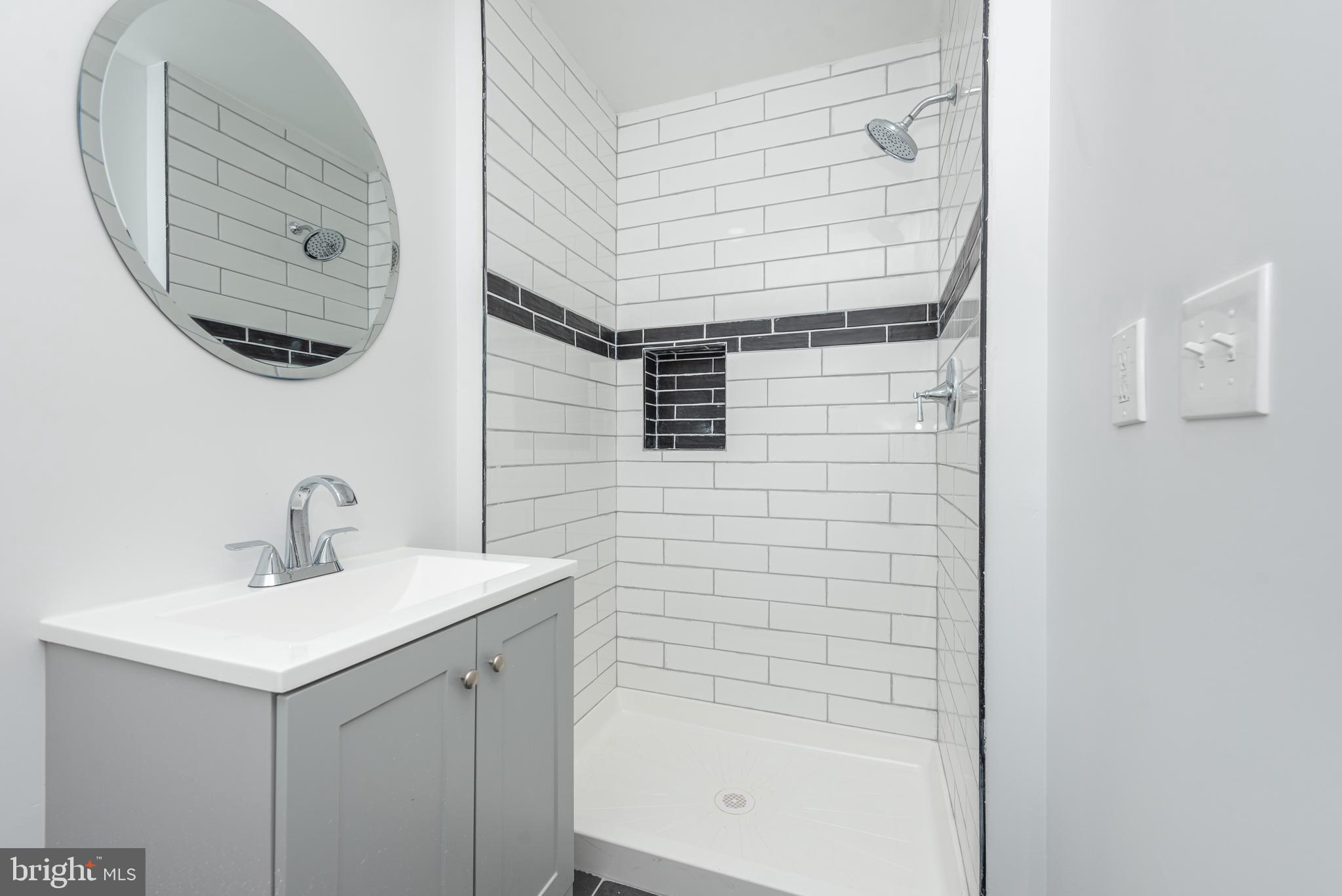 SANDTOWN-WINCHESTER - Residential