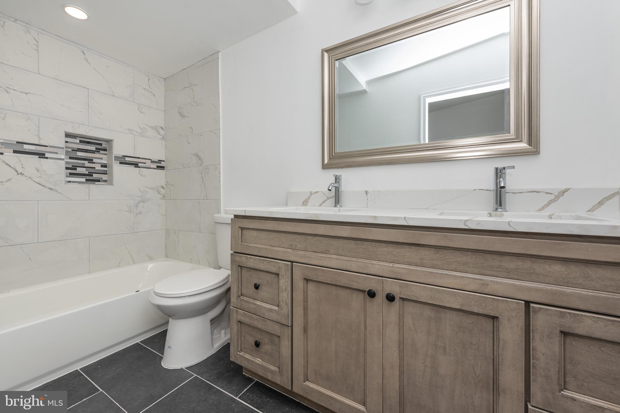 SANDTOWN-WINCHESTER - Residential