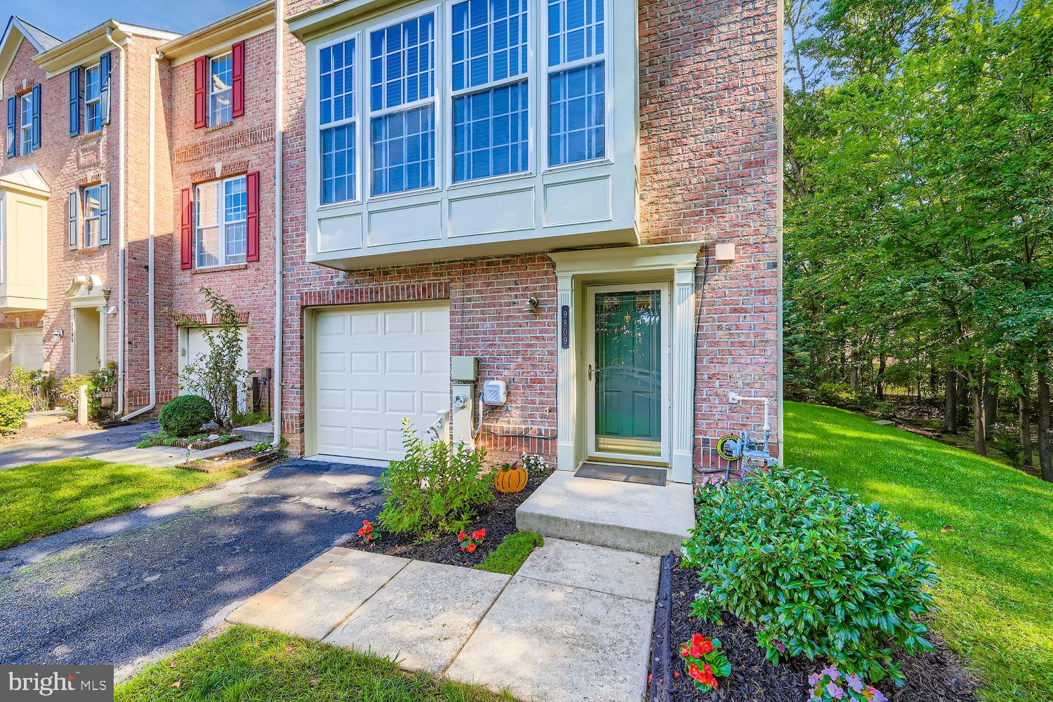 9809 REDWING DRIVE 9809