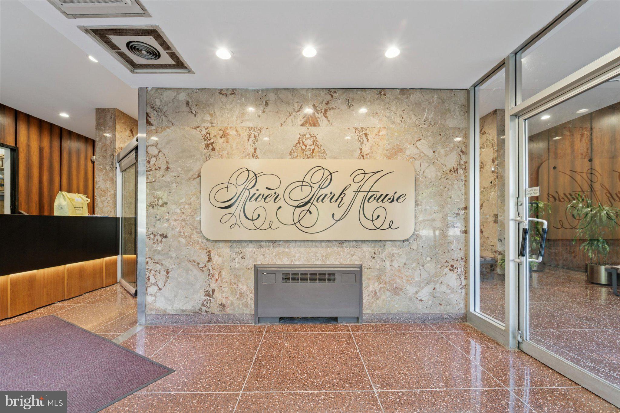 WYNNEFIELD HEIGHTS - Residential