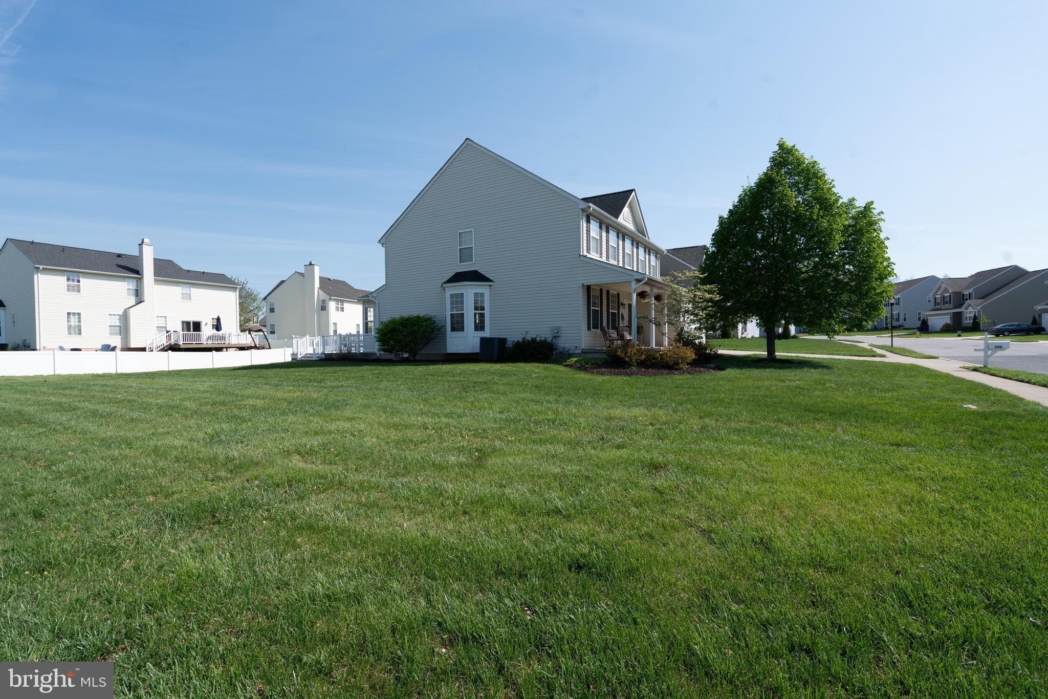 MEADOWBROOK - Residential