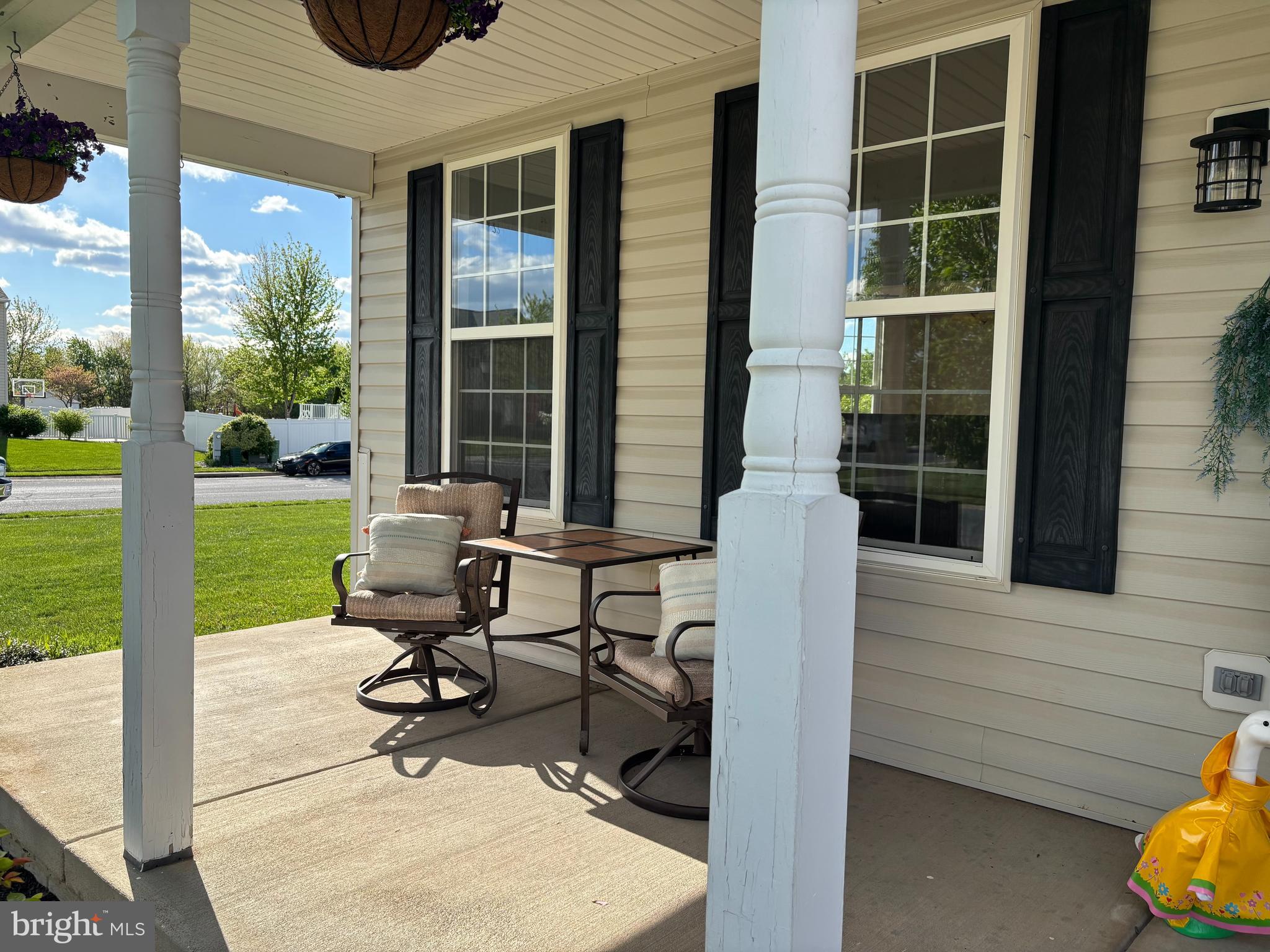 MEADOWBROOK - Residential